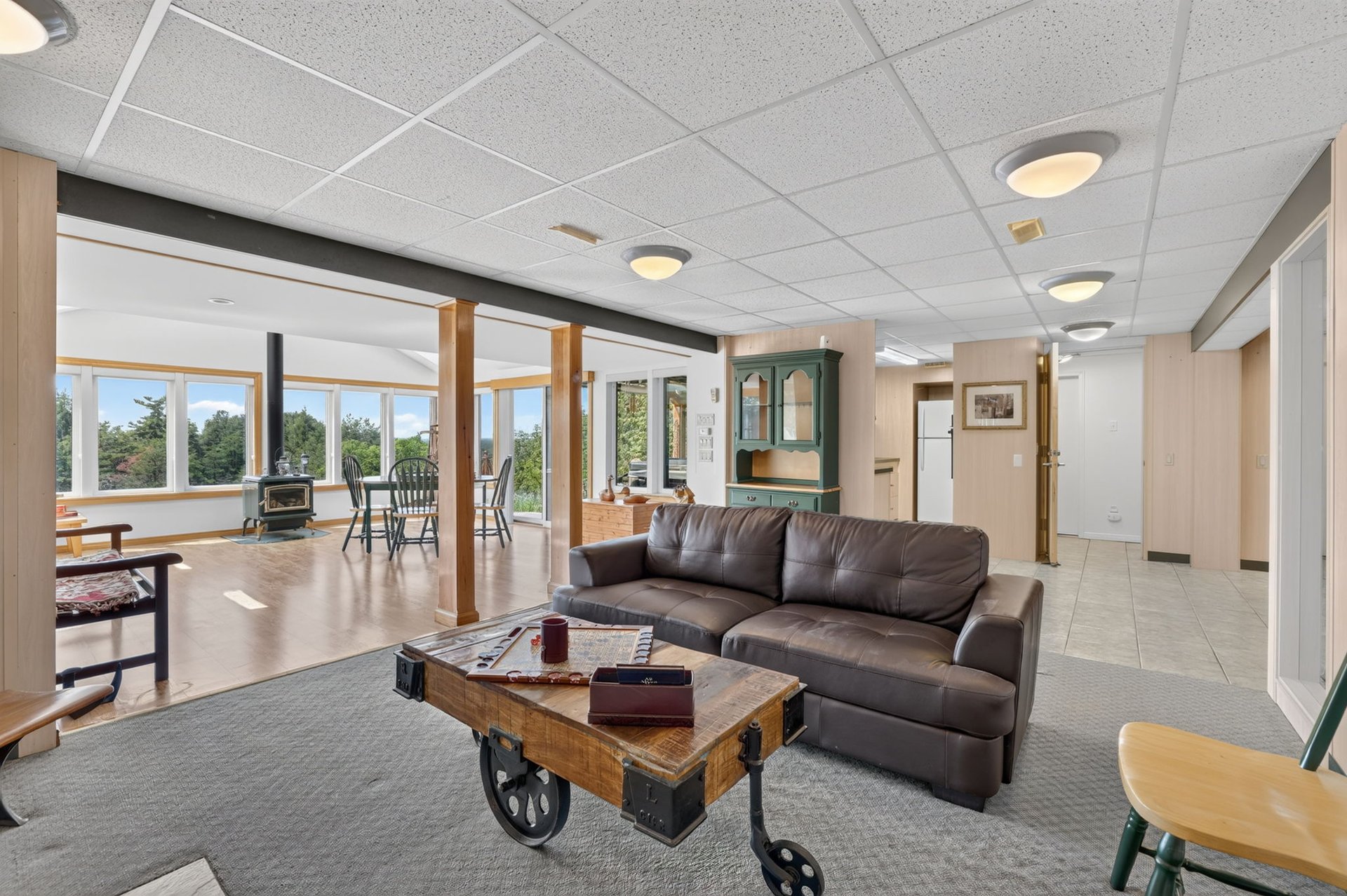 16 Hi View Drive