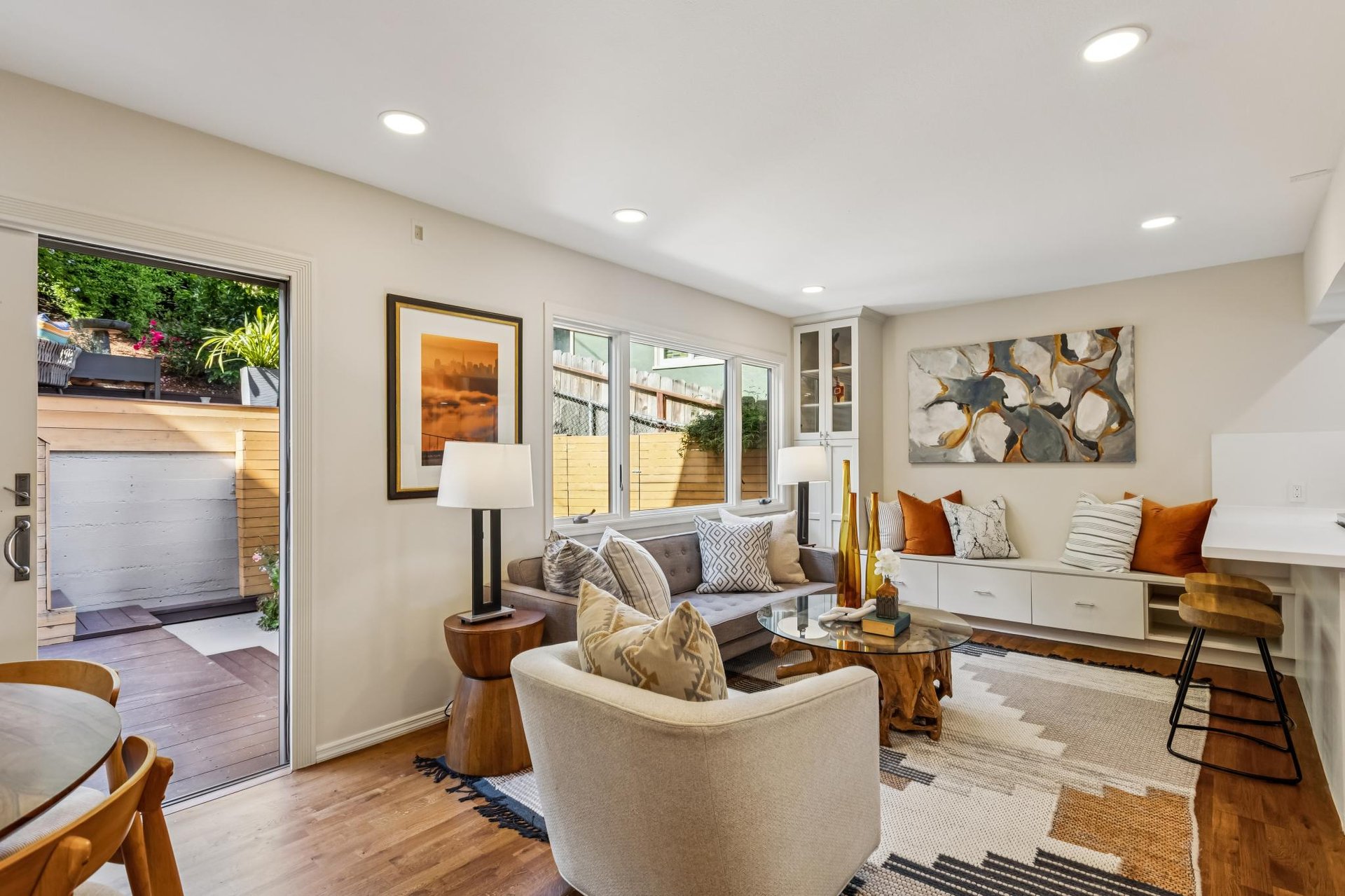 34 Dorantes Avenue