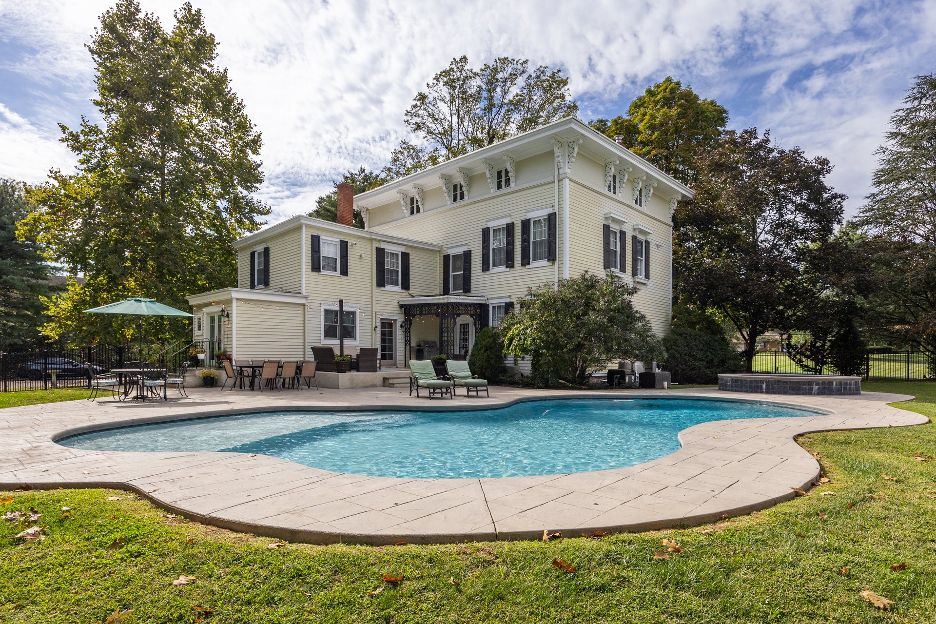 45 Bordentown Crosswicks Rd