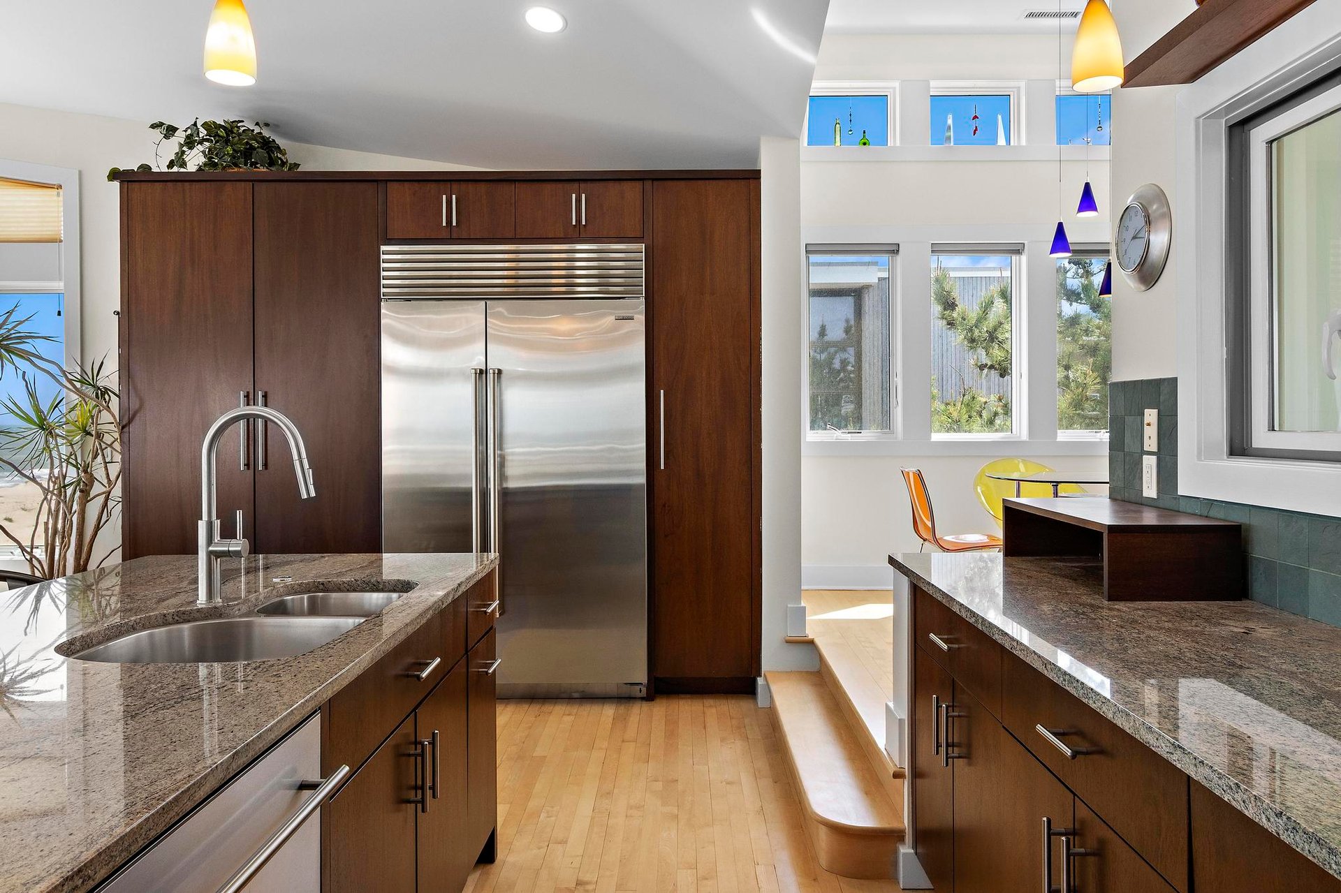 101 E Long Beach Boulevard 