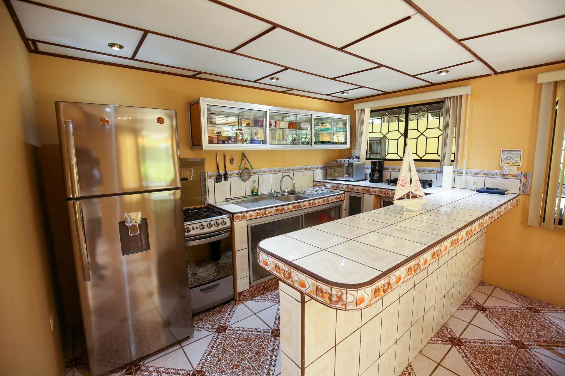 Beach estate with a main house, 3 rentals, and pool