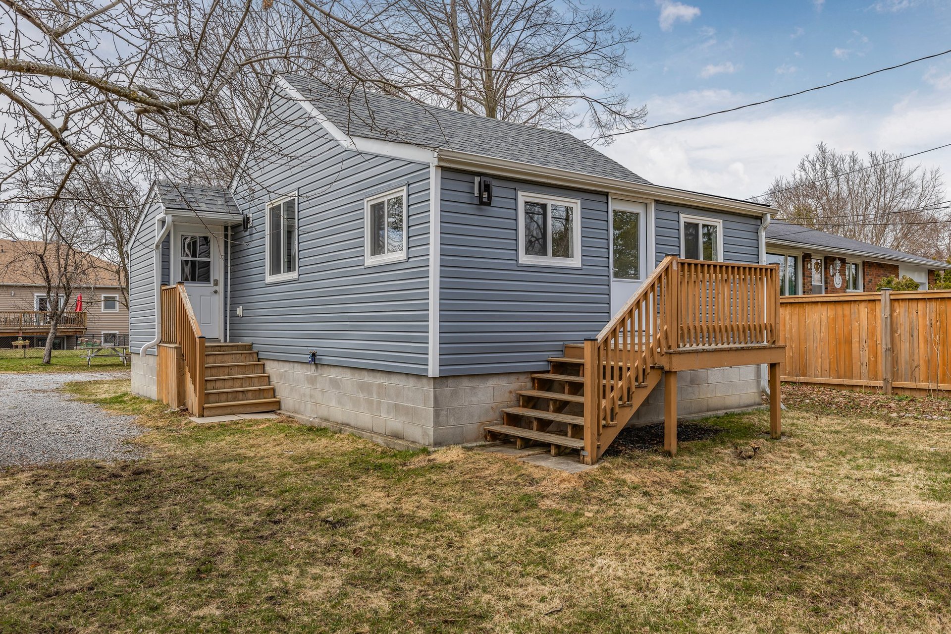 27026 Kennedy Rd, Willow Beach (Georgina)