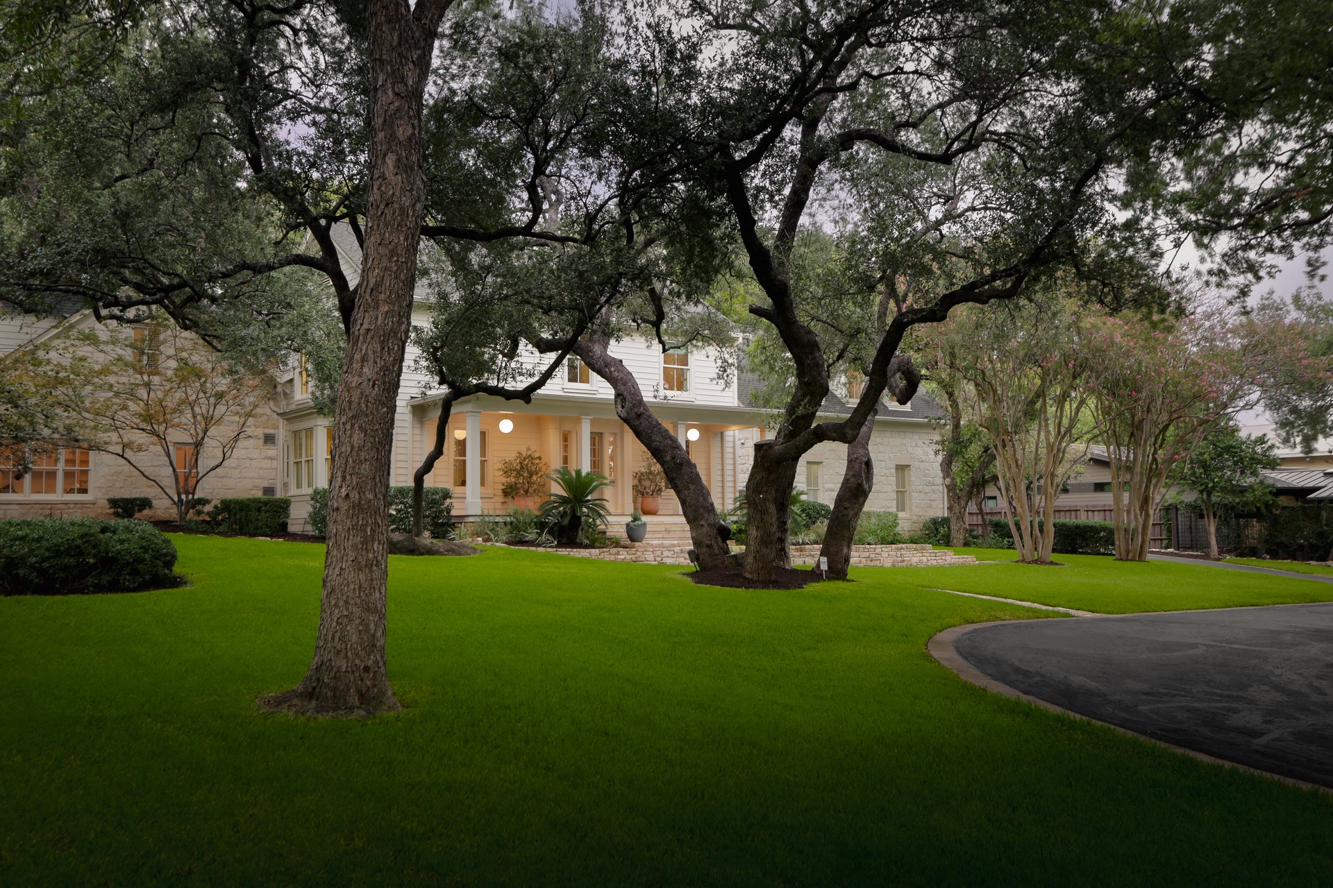 2308 Bridle Path