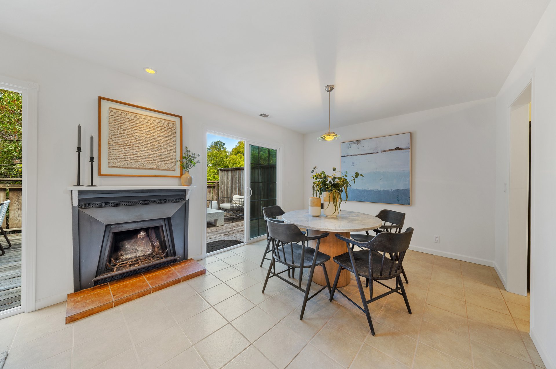 Private and Inviting Townhome
