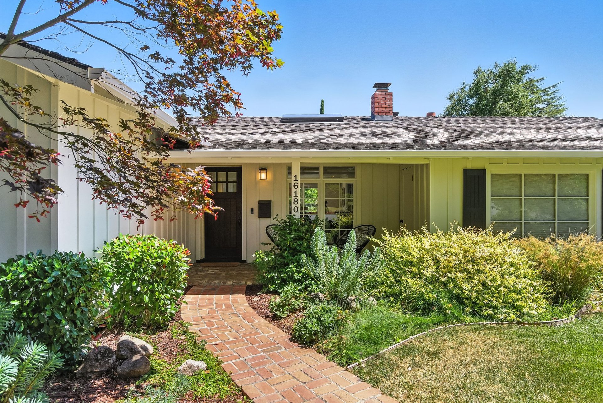 16180 Jasmine Way