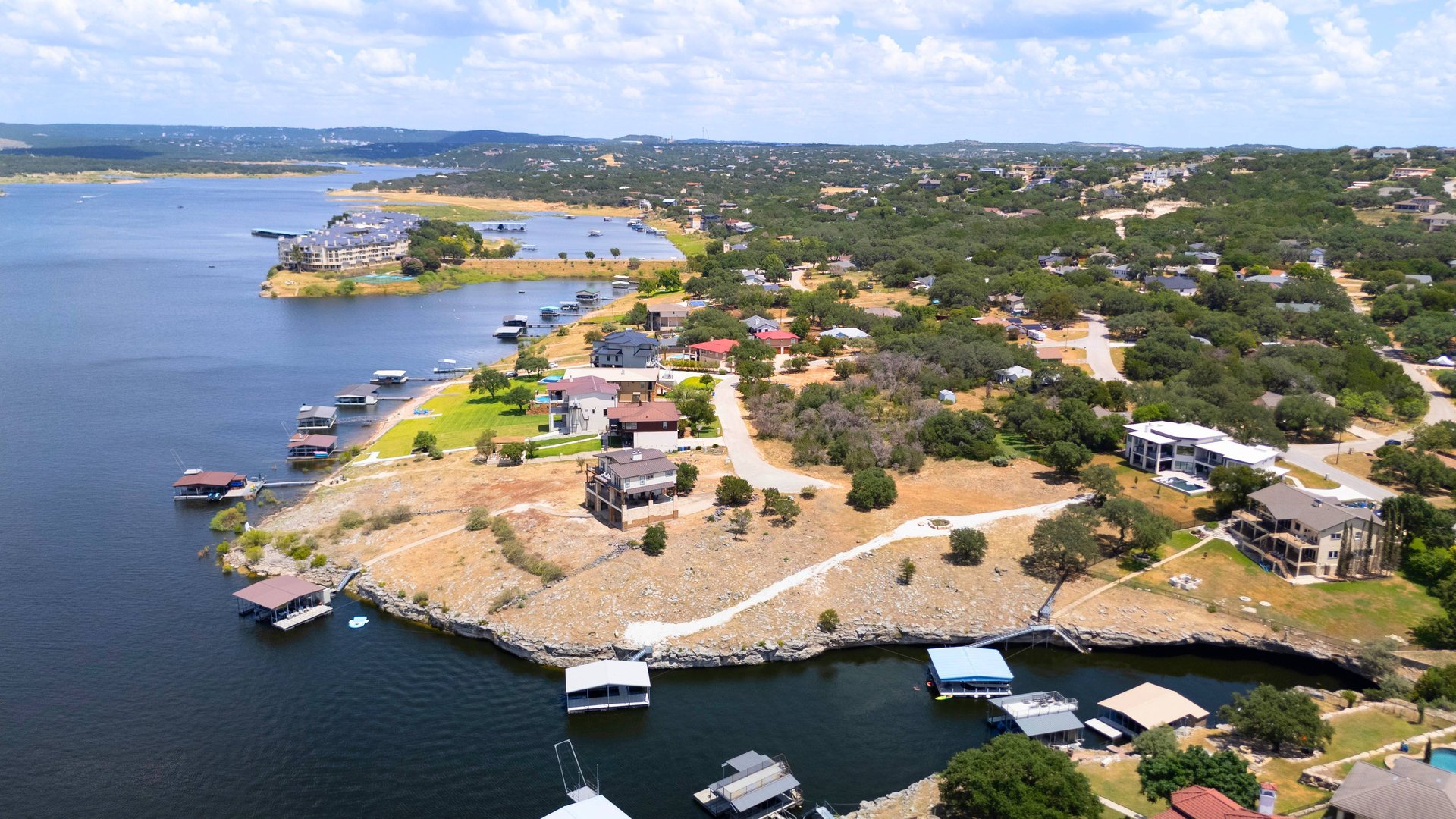 2912 Patriot Drive & 3002 Point Cove