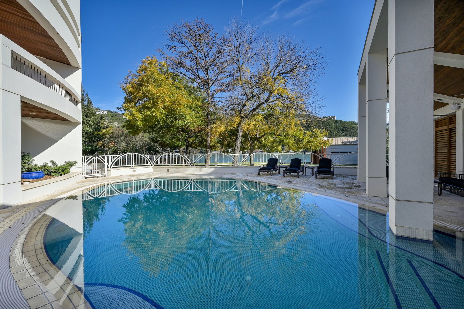 3511 Westlake Drive