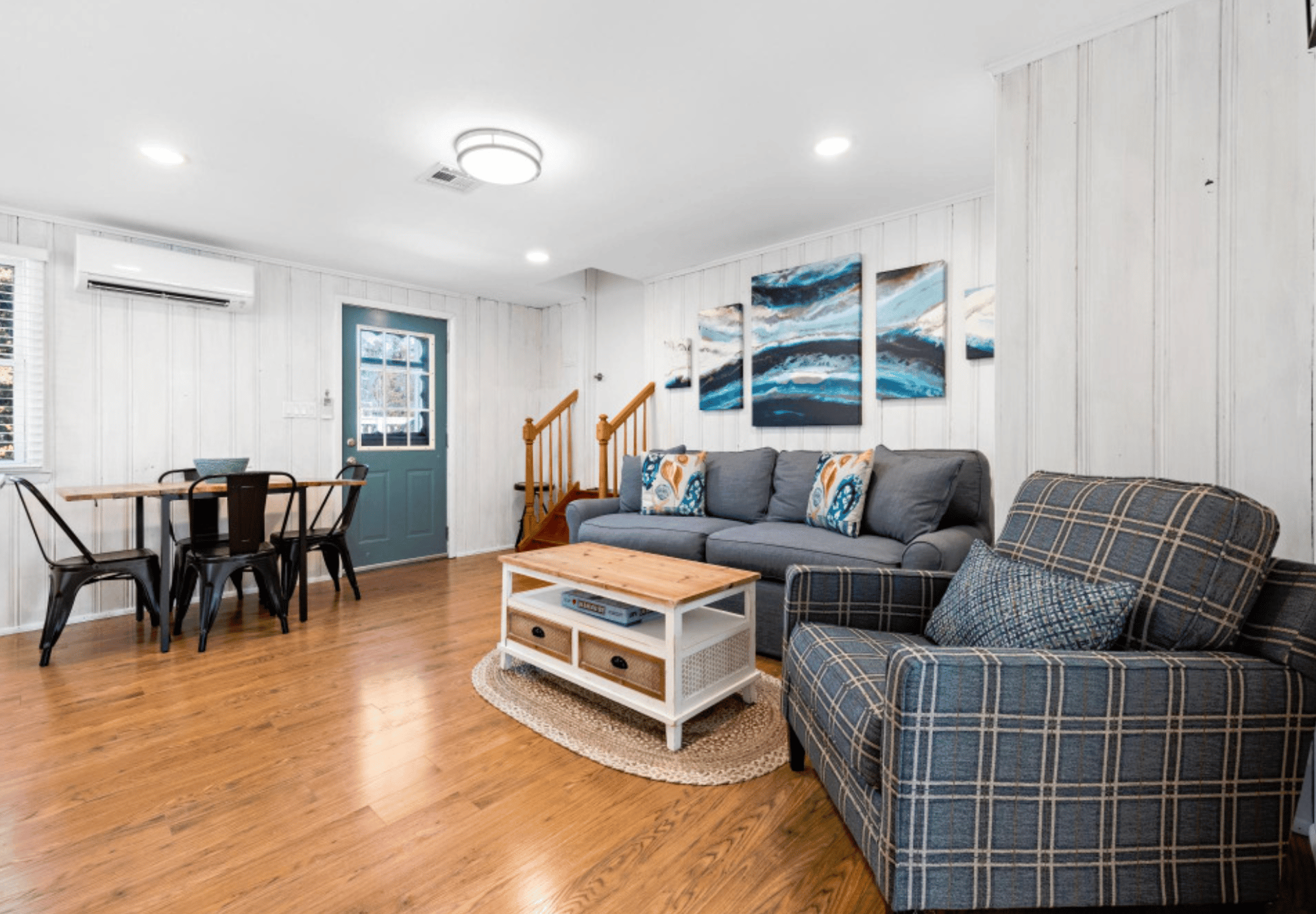 115 E 20th Street