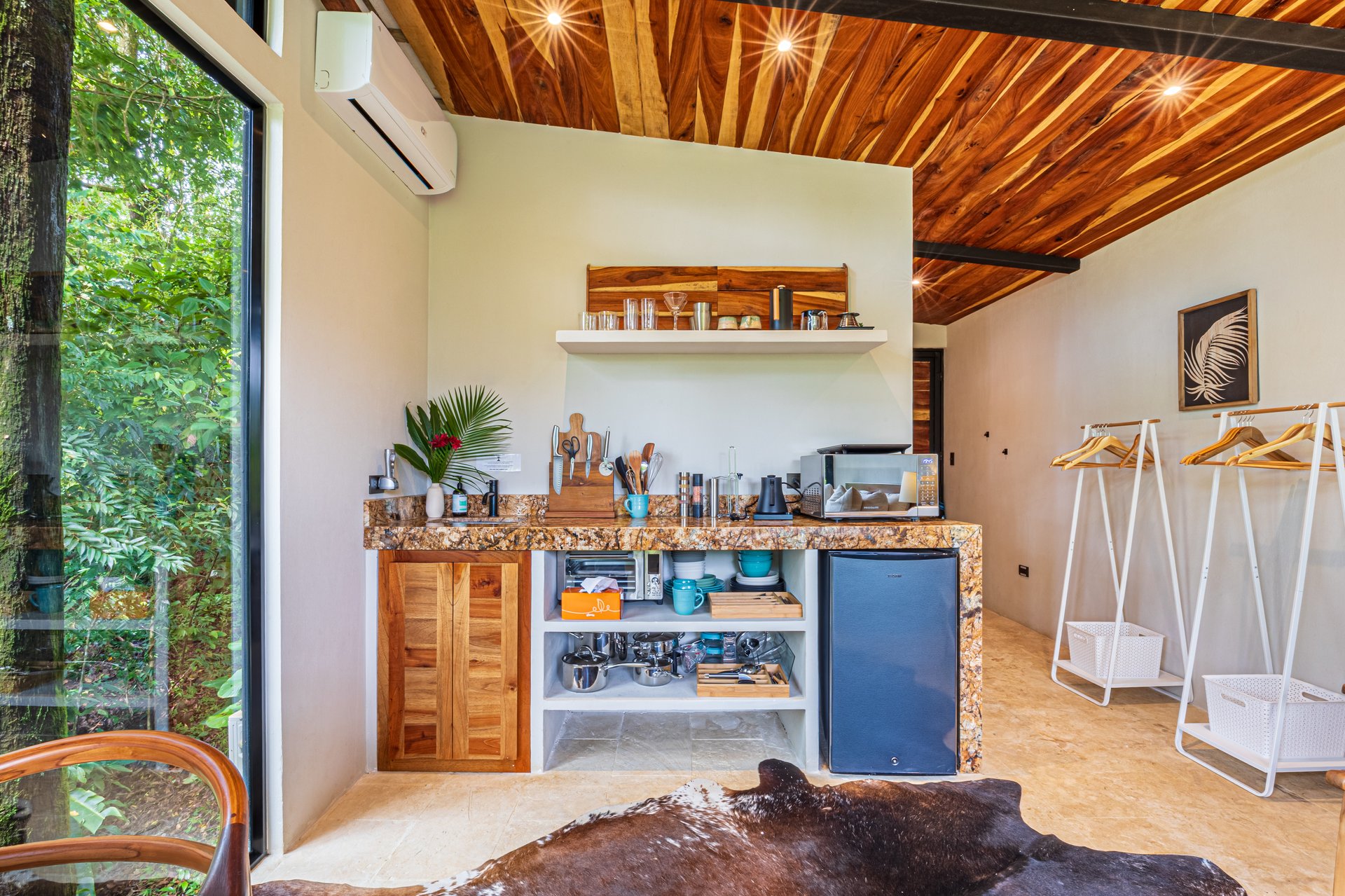 La Sombra Villas, Where Nature Meets Comfort in Tinamates!