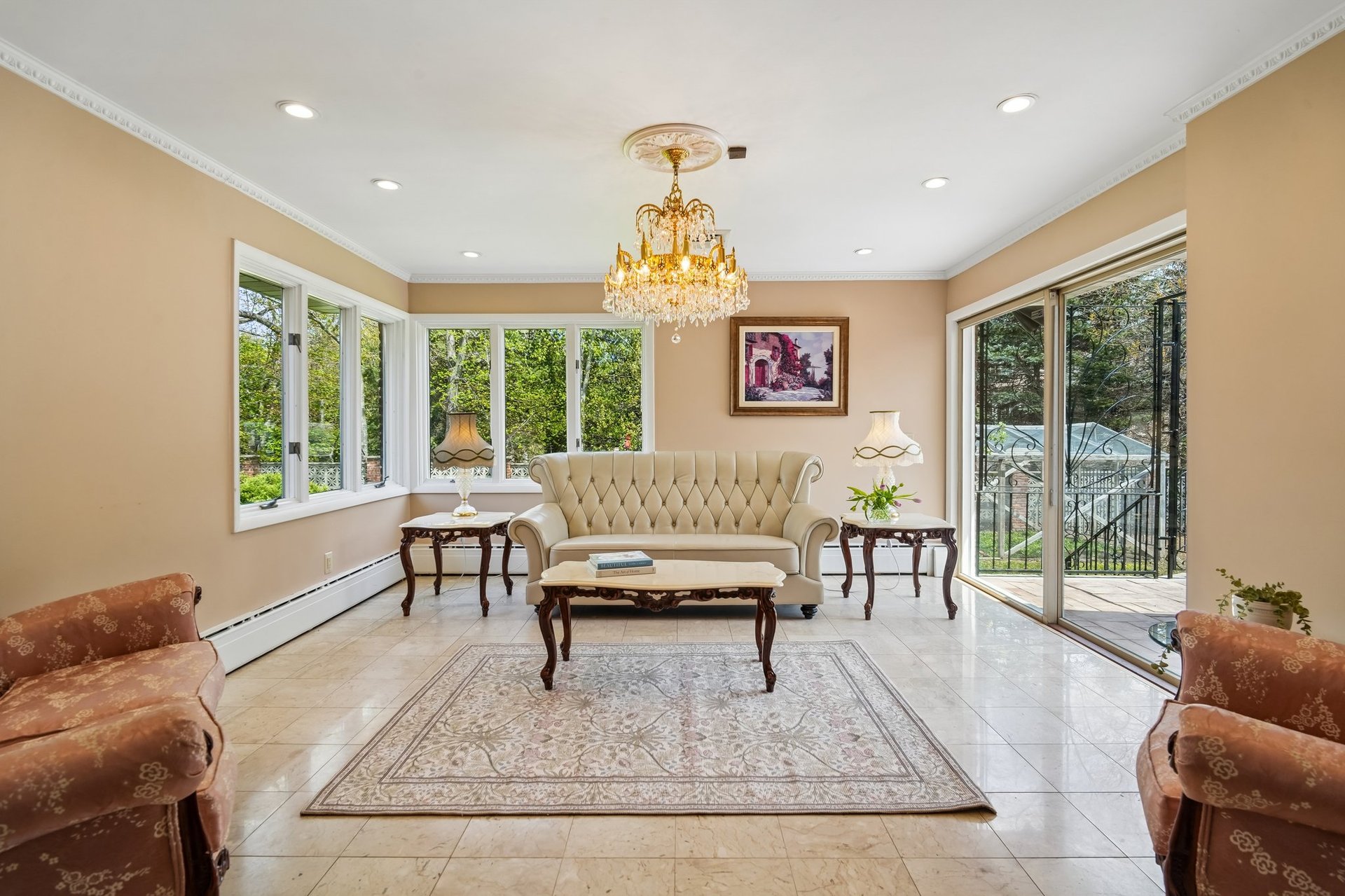 35 Grandview Avenue
