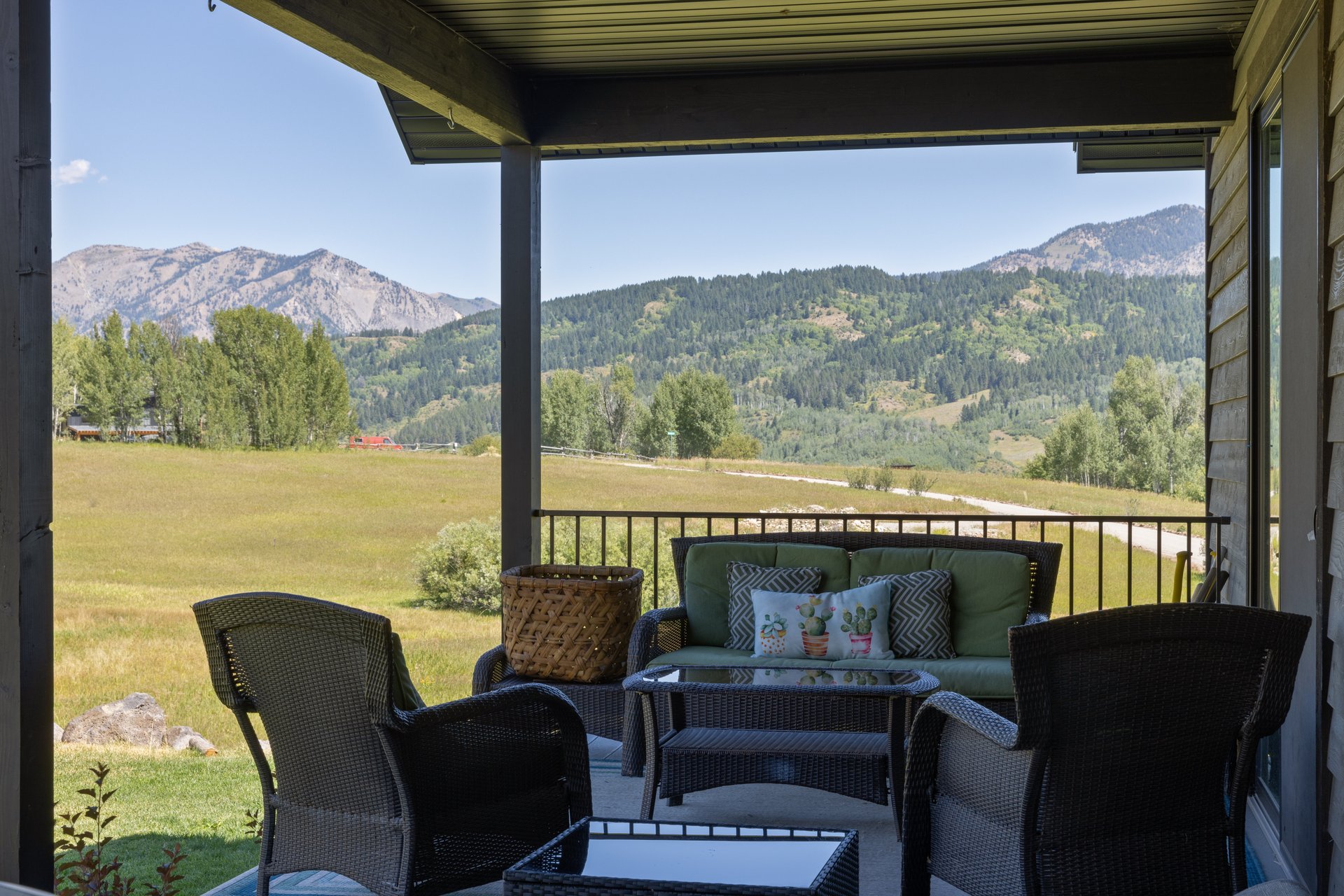 86 CARIBOU FOREST Drive