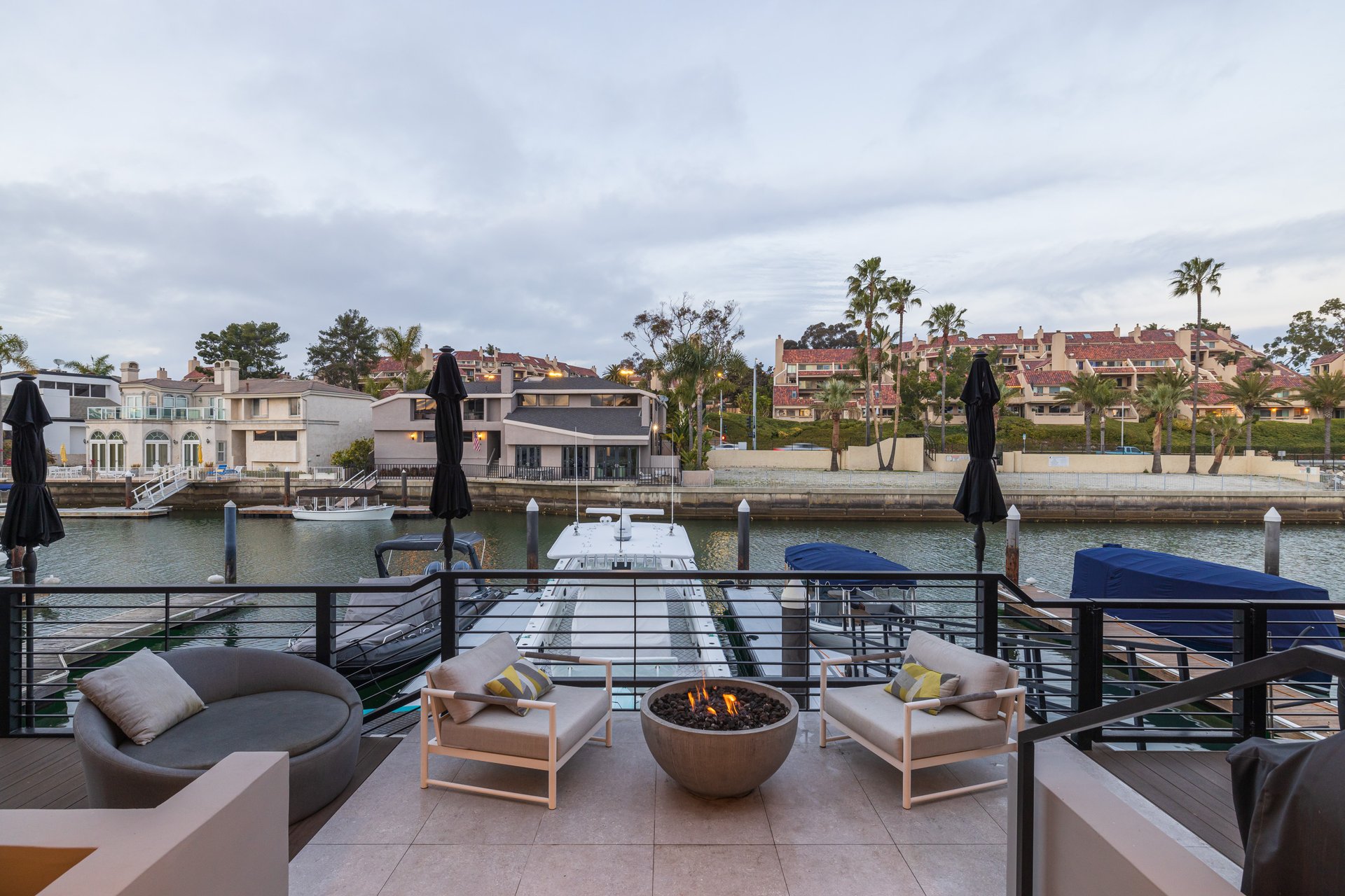 748 Harbor Island Drive