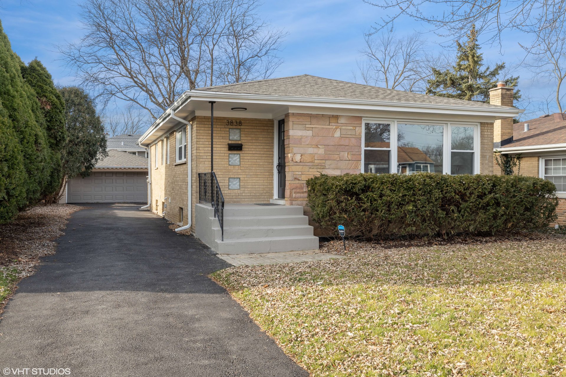 Private Address Ave, Western Springs, IL 60558