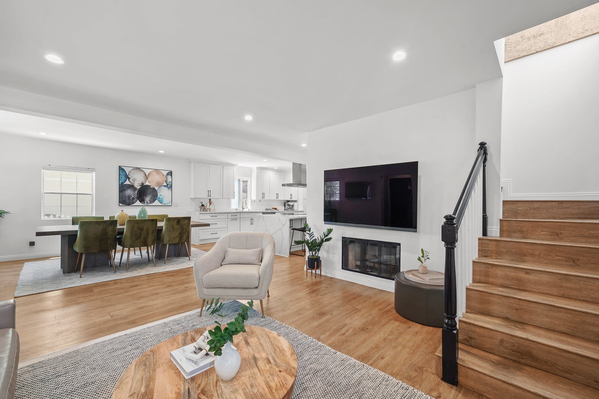 Rare Newer Renovated Duplex (2 on a Lot) in Mid-City