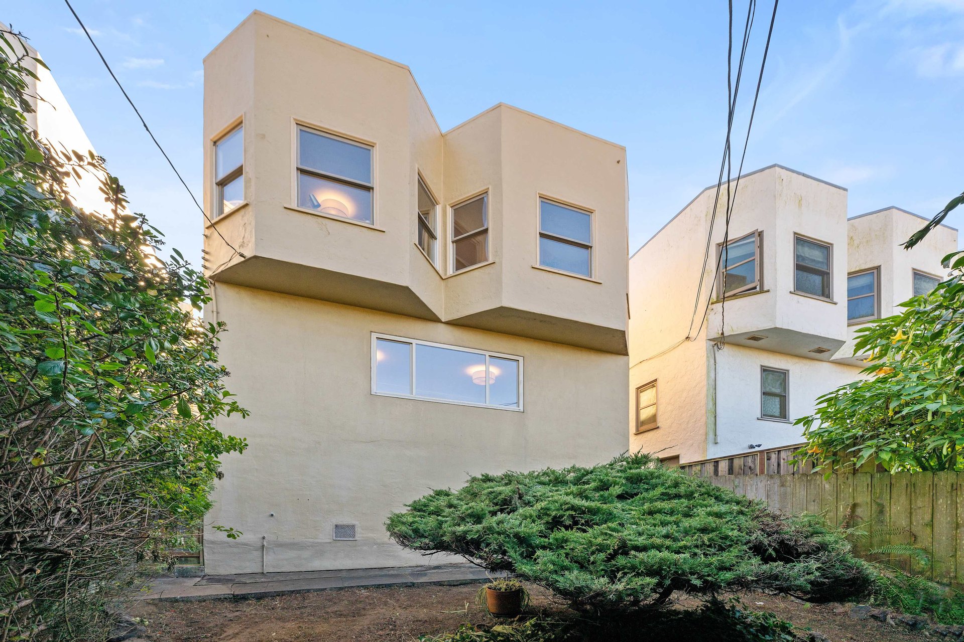 Classic Mediterranean in Forest Hill Extension