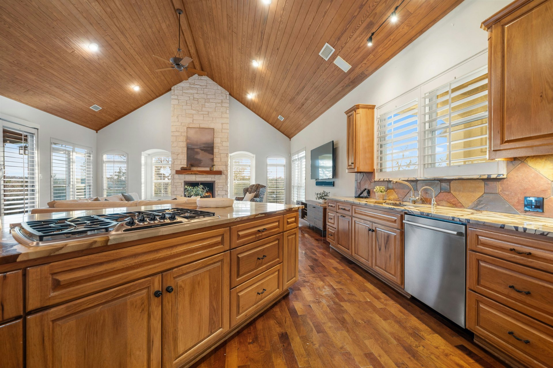 1386 Patterson Road 