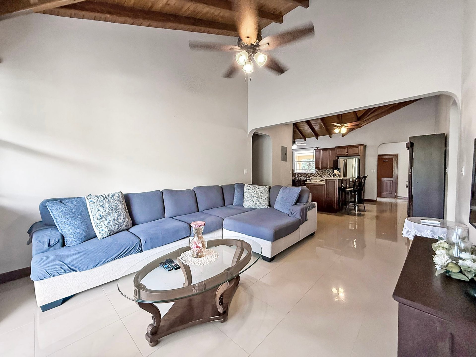1069 Sea Cows Bay 3 Bedroom Apartment