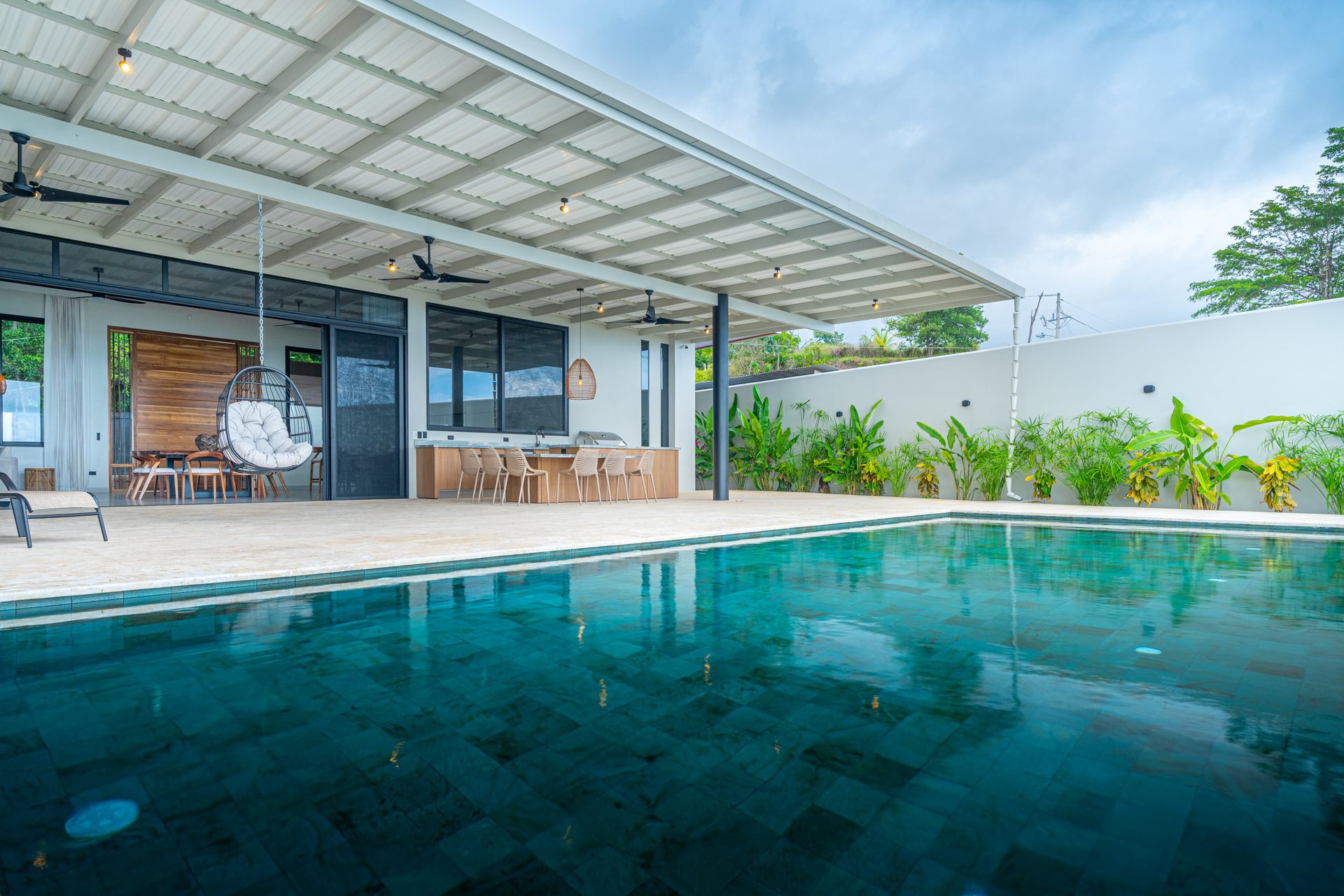 Lion's Gate Sunset Estate