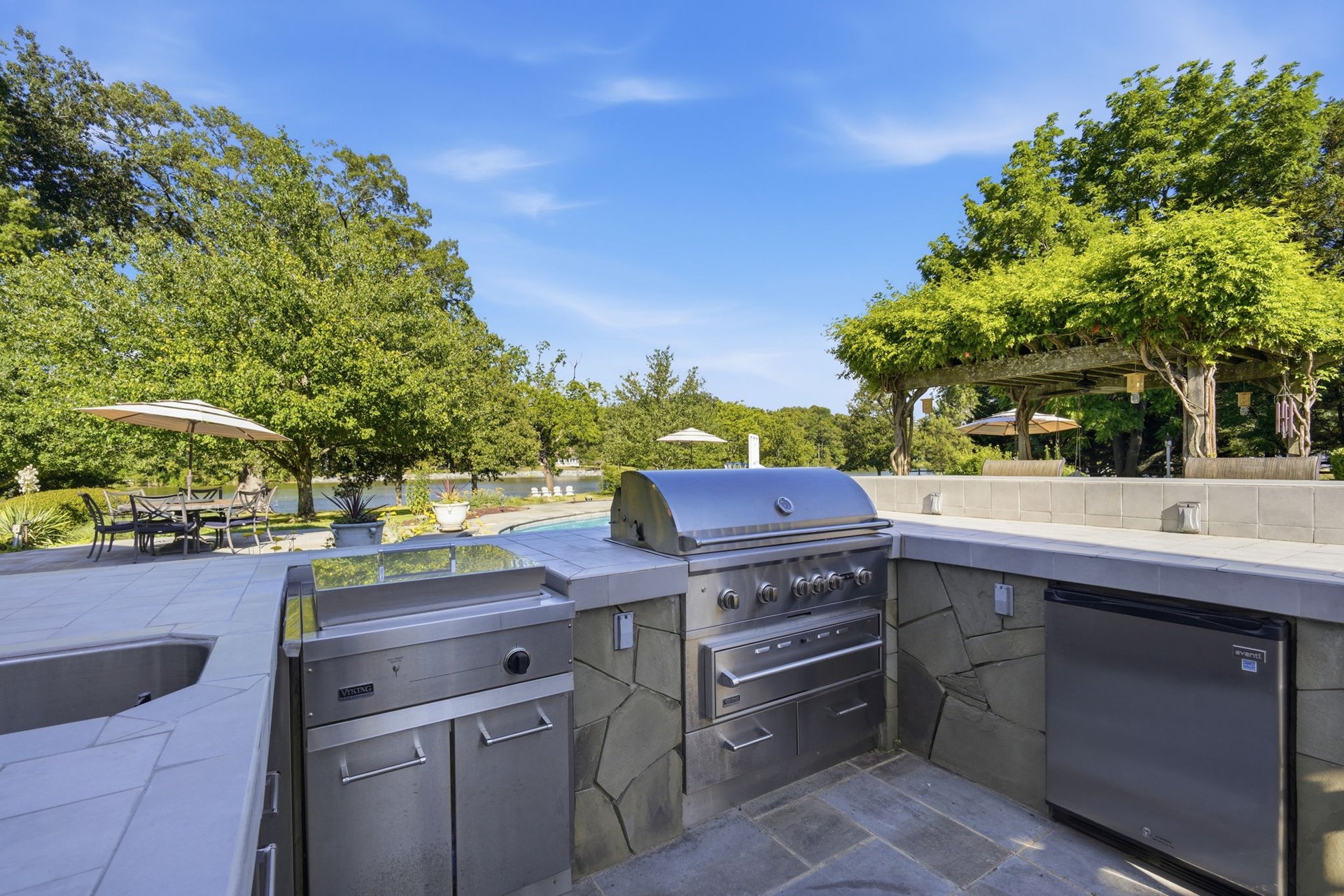 27669 Wakefield Lane