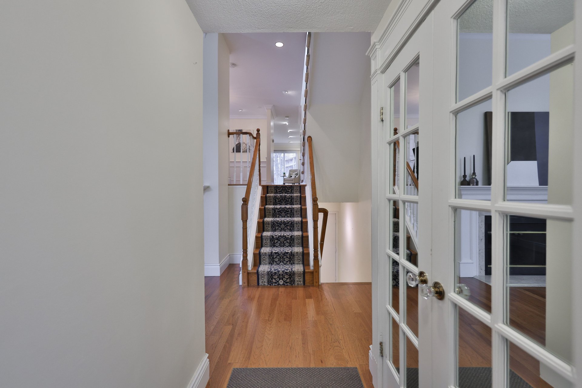86 Forsythe Street, Oakville