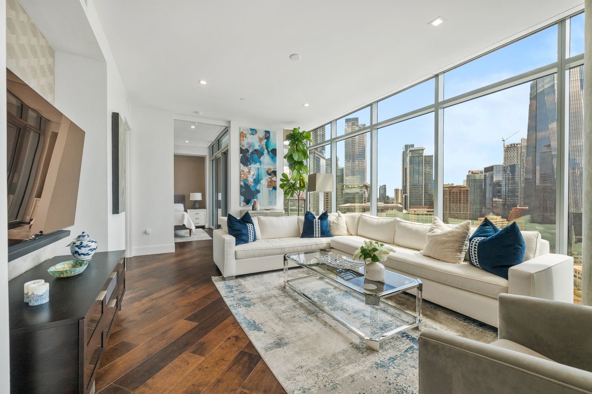 501 West Ave #2301