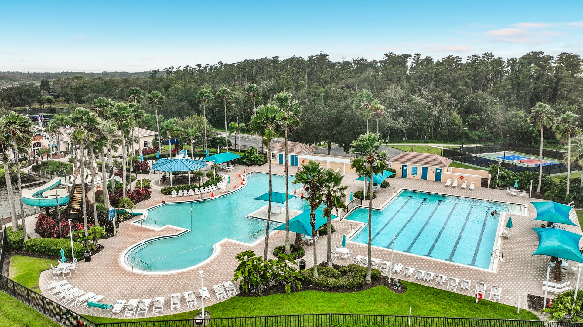 Orlando Vista Lakes 5-Bedroom 4-Bathroom Home and Lifestyle