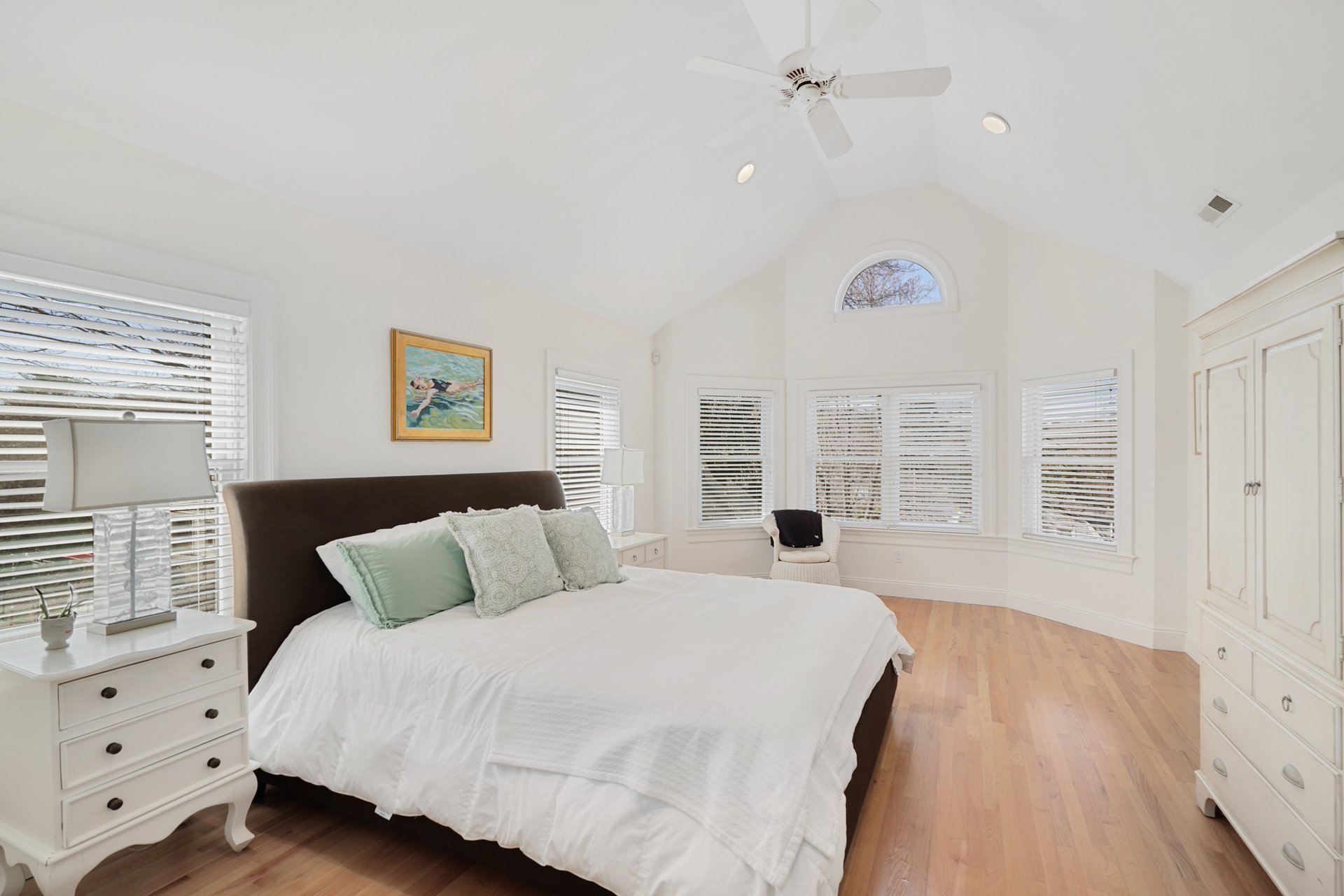 37 Hillside Avenue