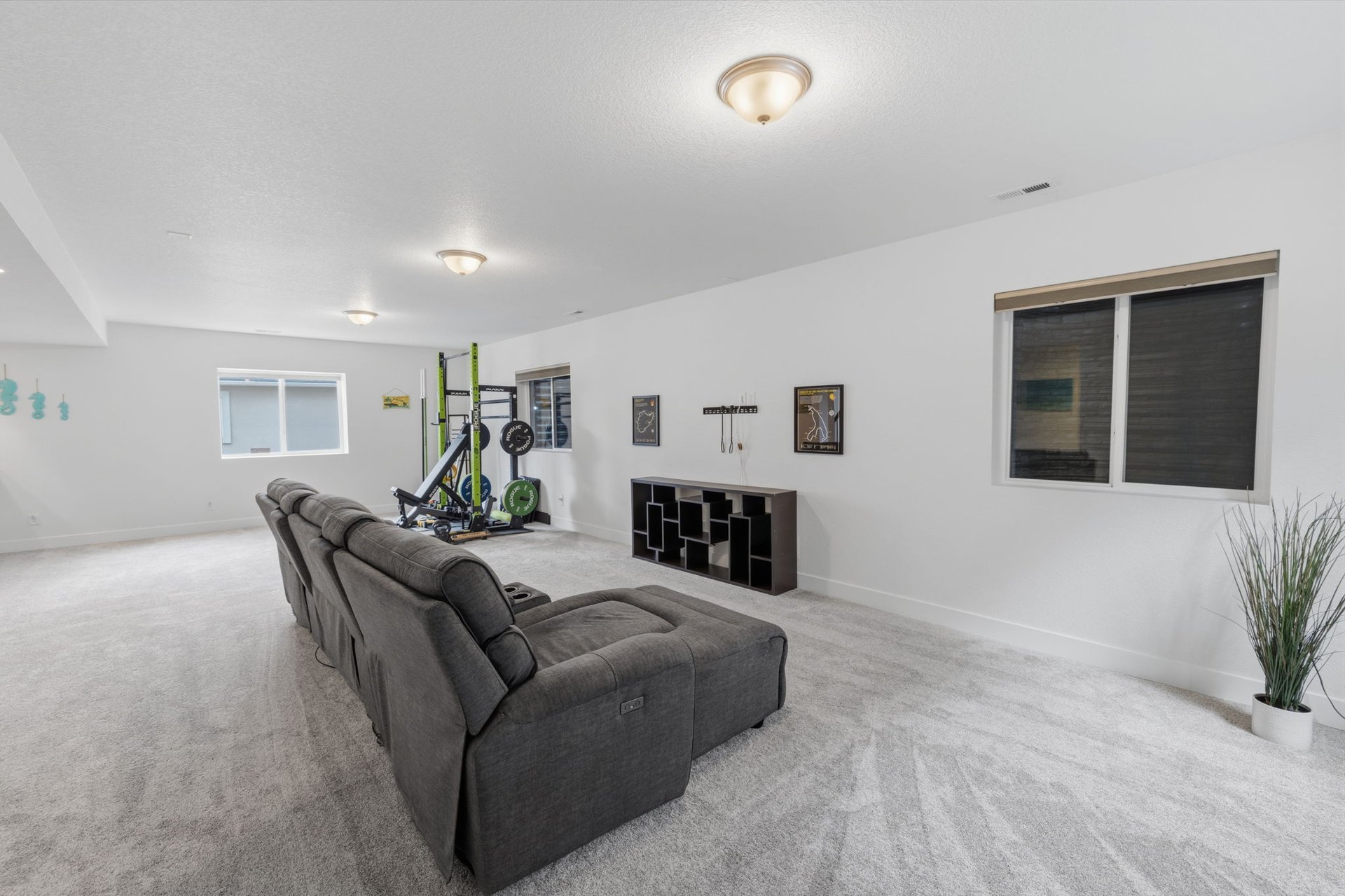 1952 Clayhouse Drive