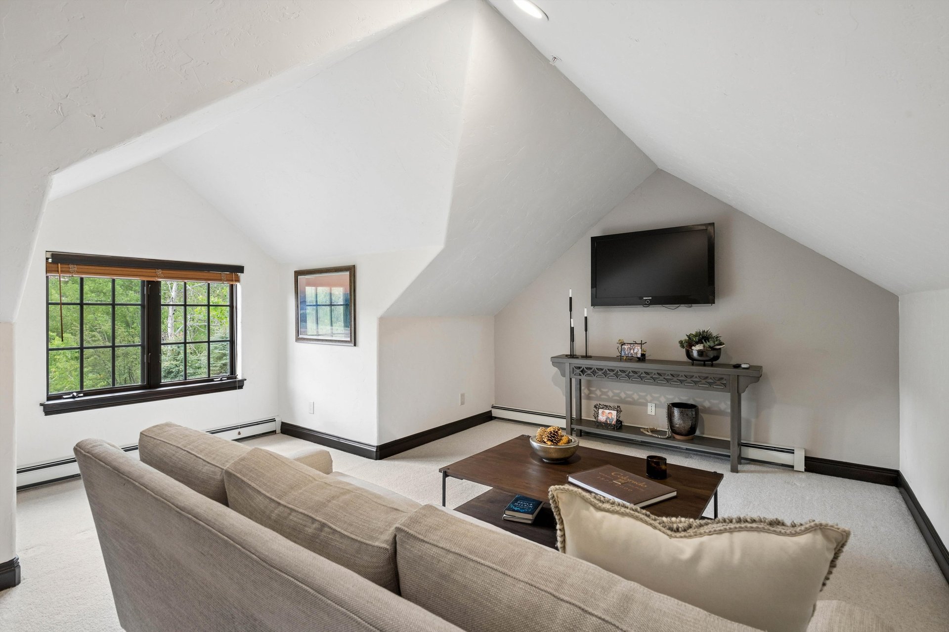 35 Stag Gulch Court