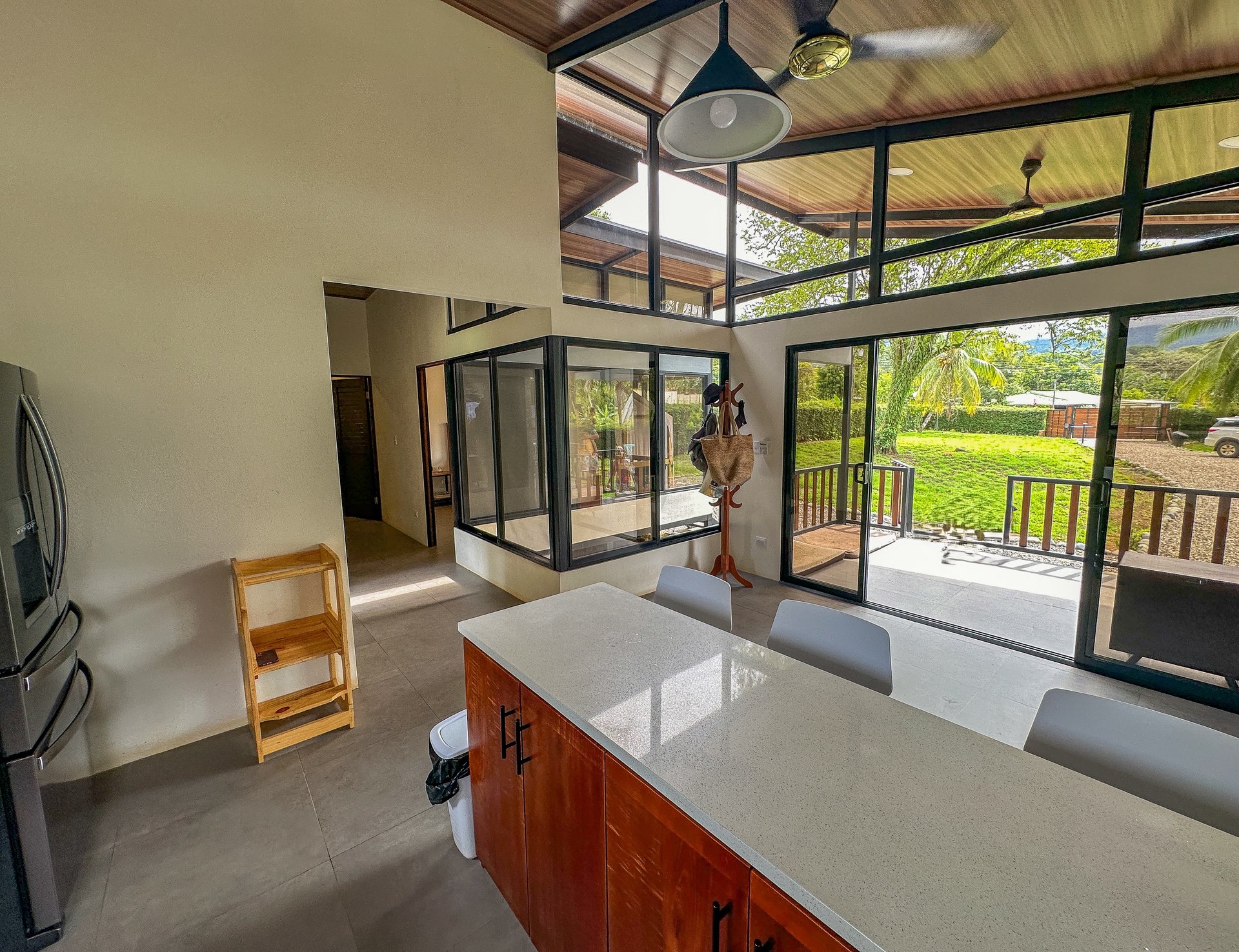 Charming 2-Bedroom Home in the Heart of Ojochal – Privacy, Convenience, and Opportunity Await!