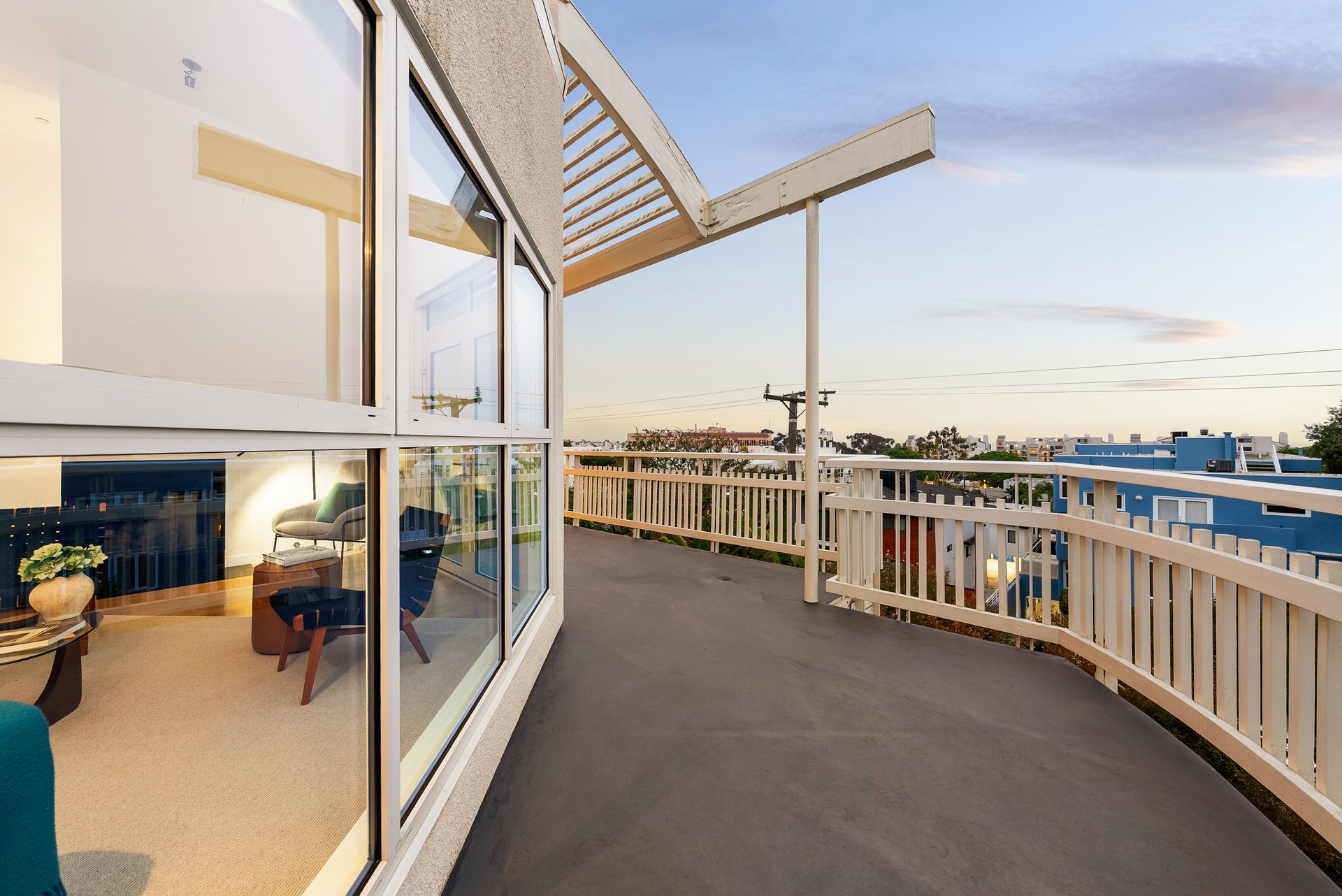 2913 3rd St Unit: 304, Santa Monica 
