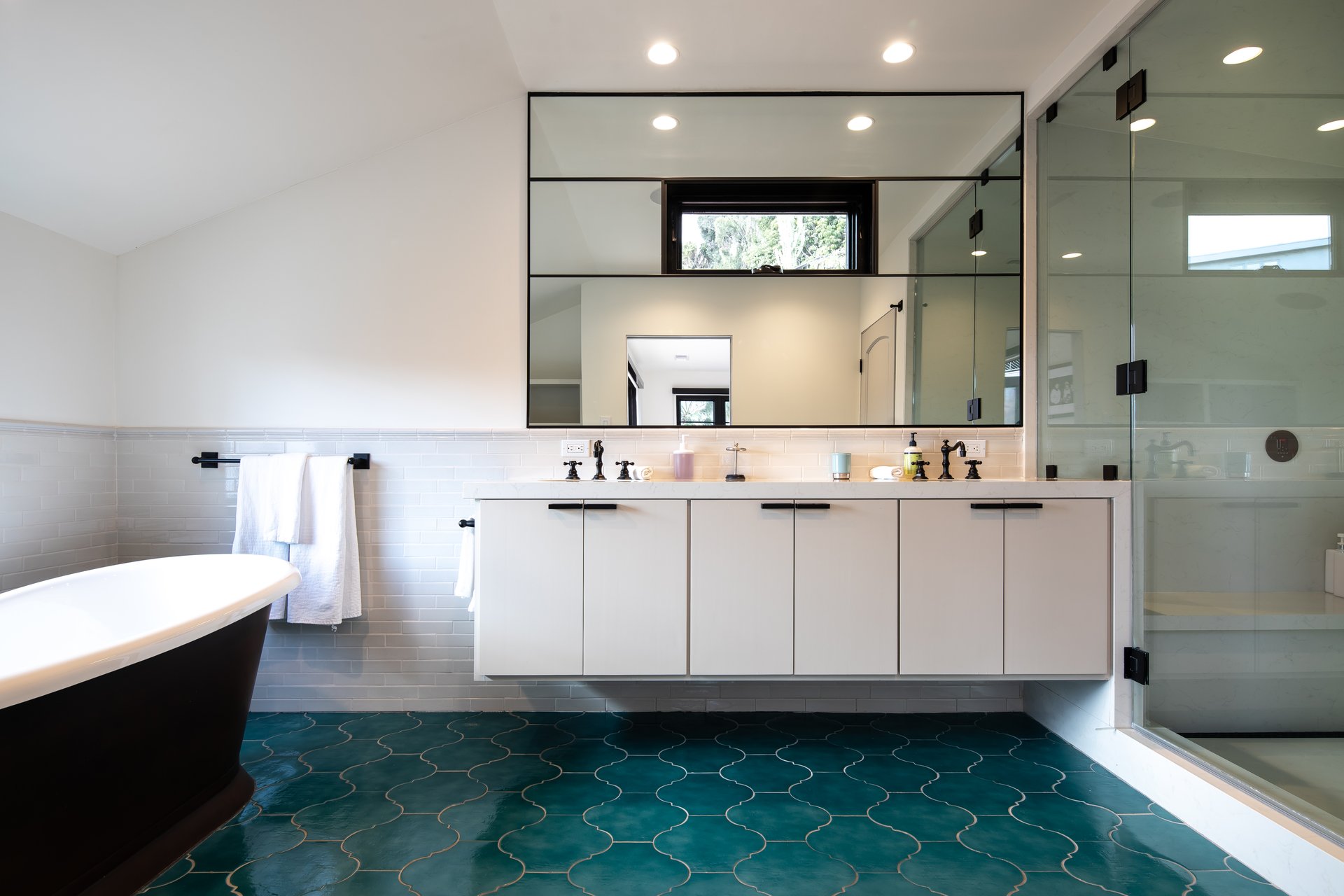 8425 W Sunset Blvd, West Hollywood