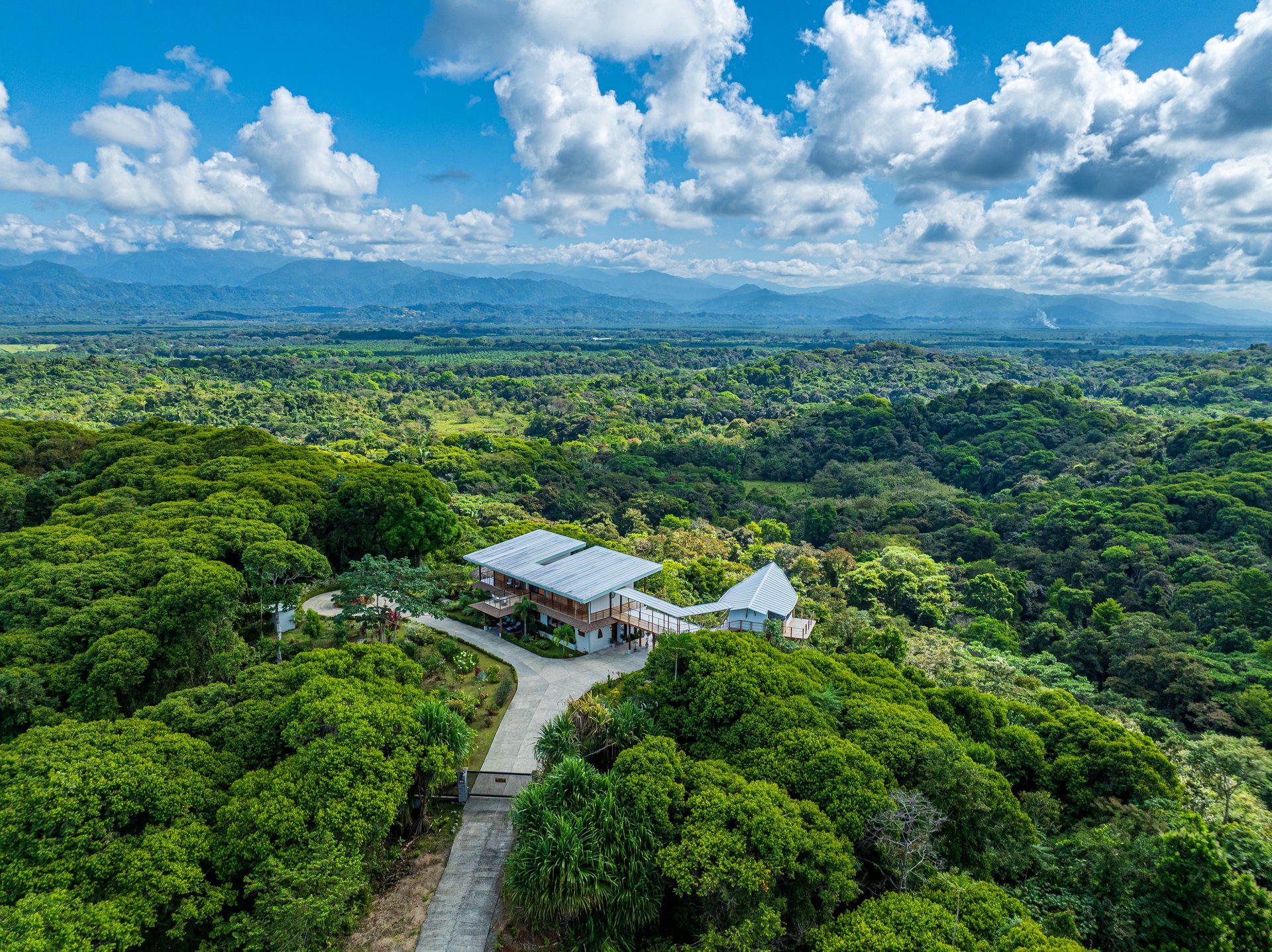 Iconic Luxury Estate with Unmatched Mountain Views | Manuel Antonio Estates