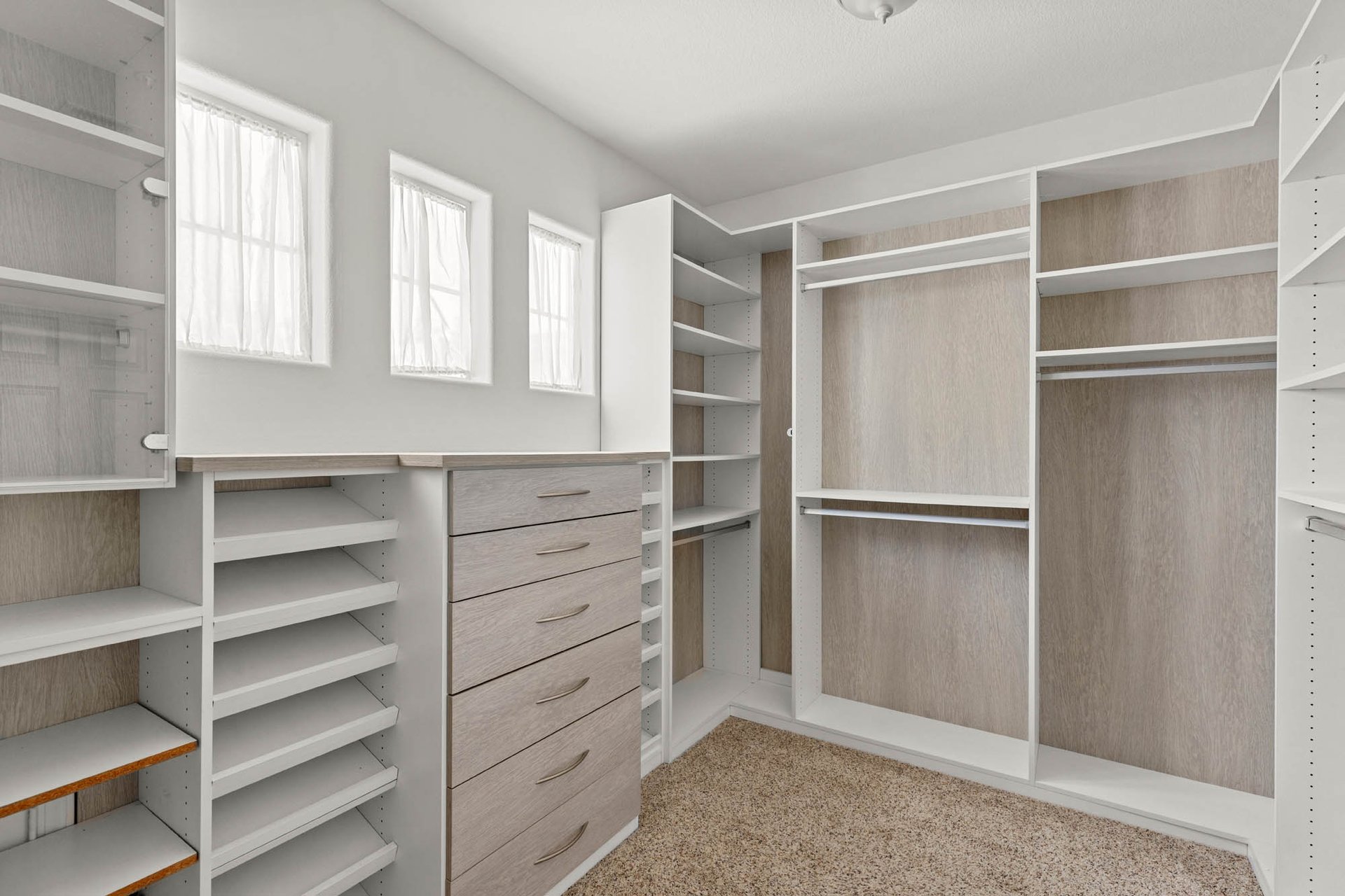 1106 Colina Rodante