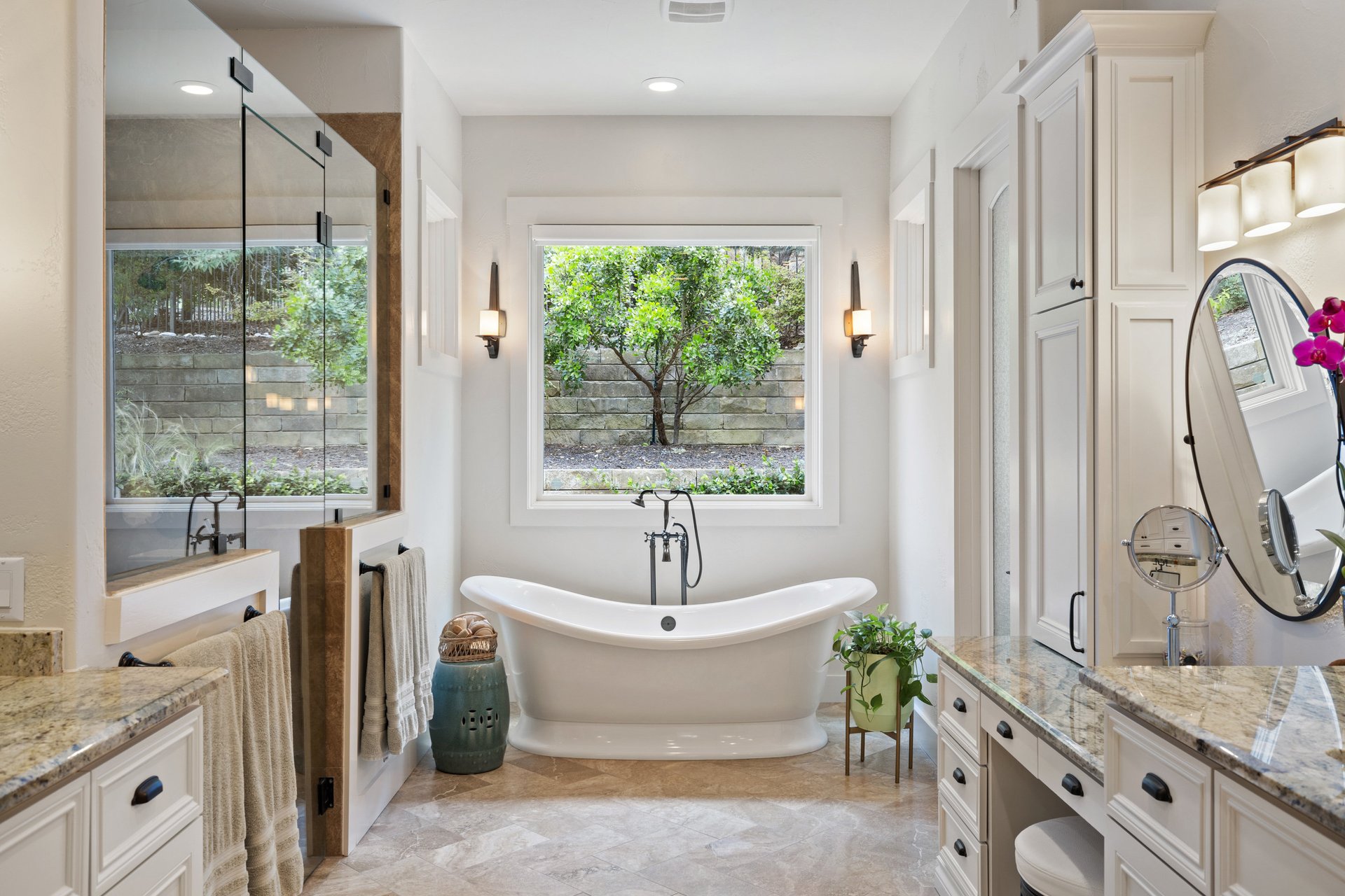 12821 Hacienda Ridge