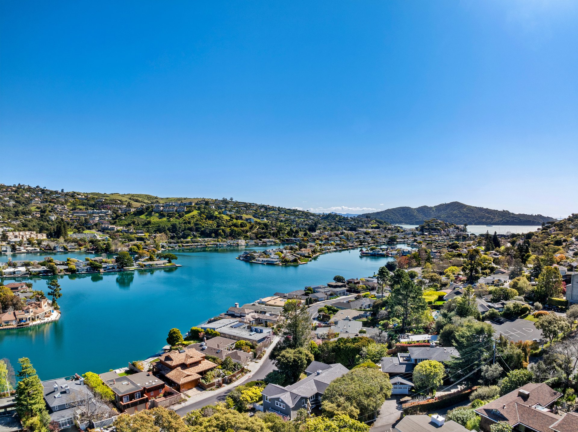 Incredible Location on Belvedere Island