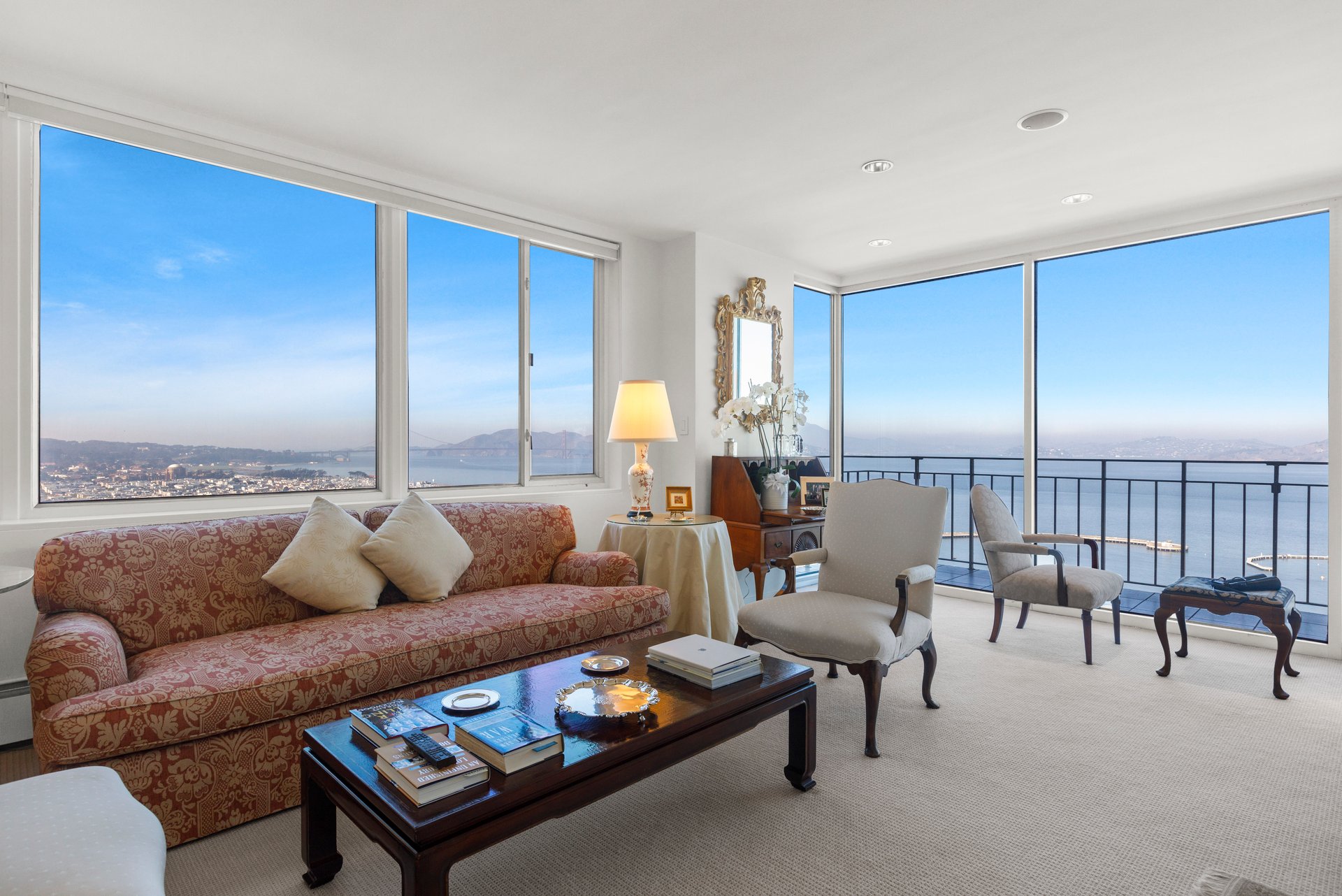 Golden Gate View Apartment at 1080 Chestnut