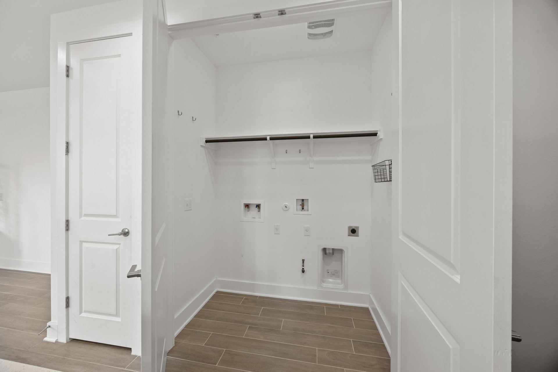 4412 Tilley Street Unit E