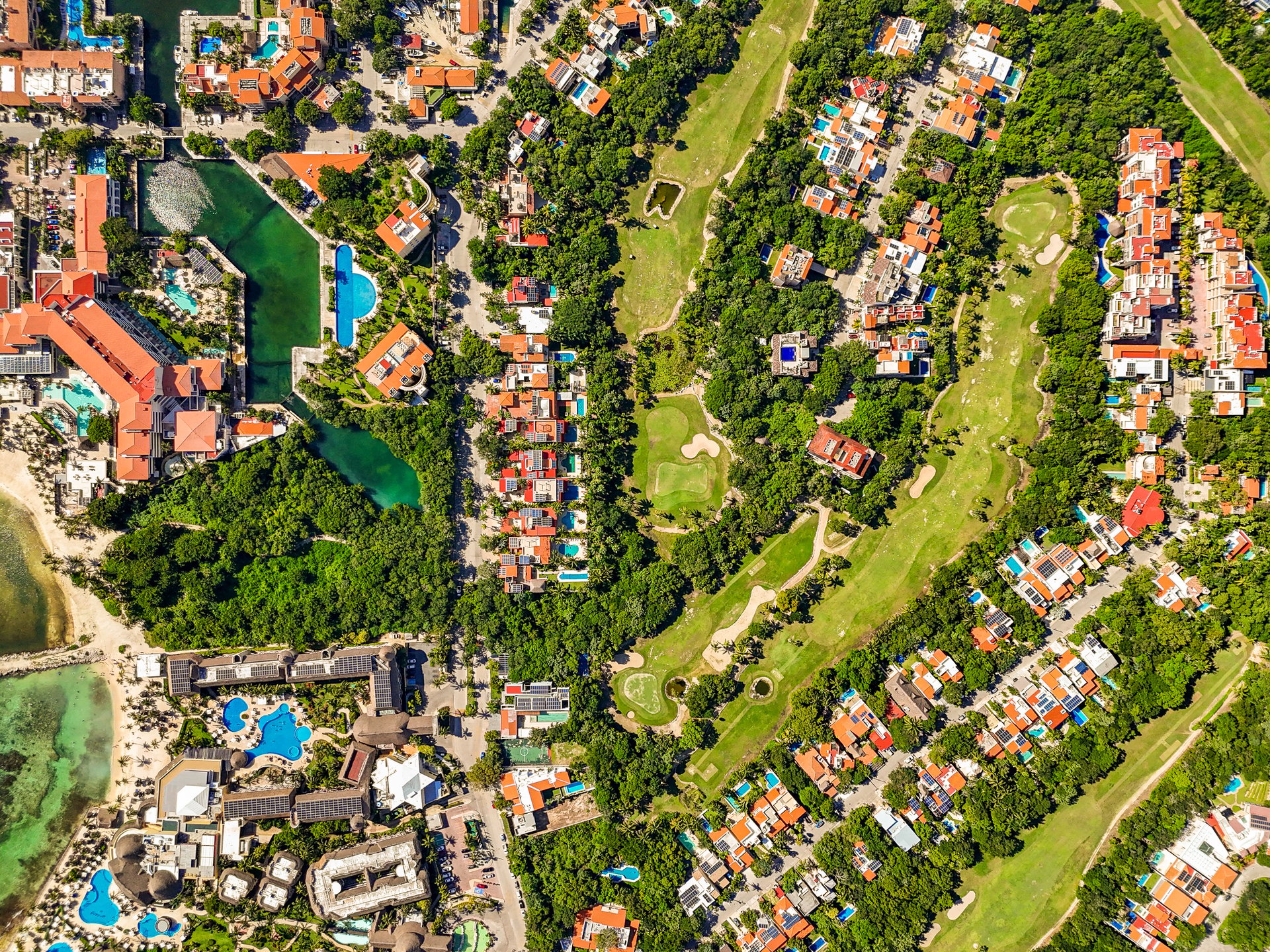 Villa Orquídea Puerto Aventuras | Golf-Front Luxury Estate