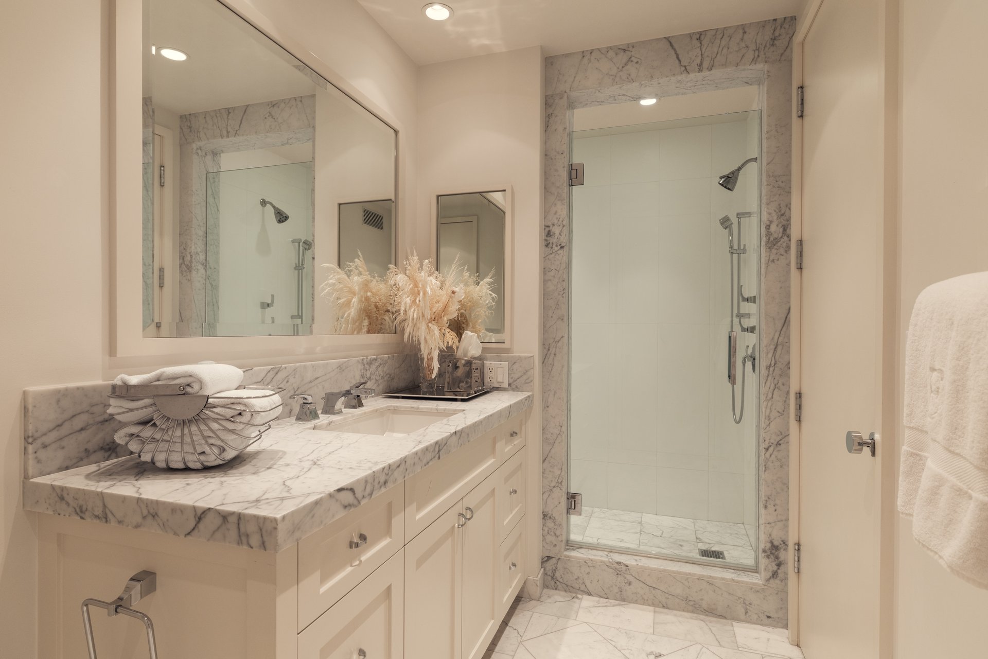 10375 Wilshire Blvd Unit: 14HK, Wilshire Terrace