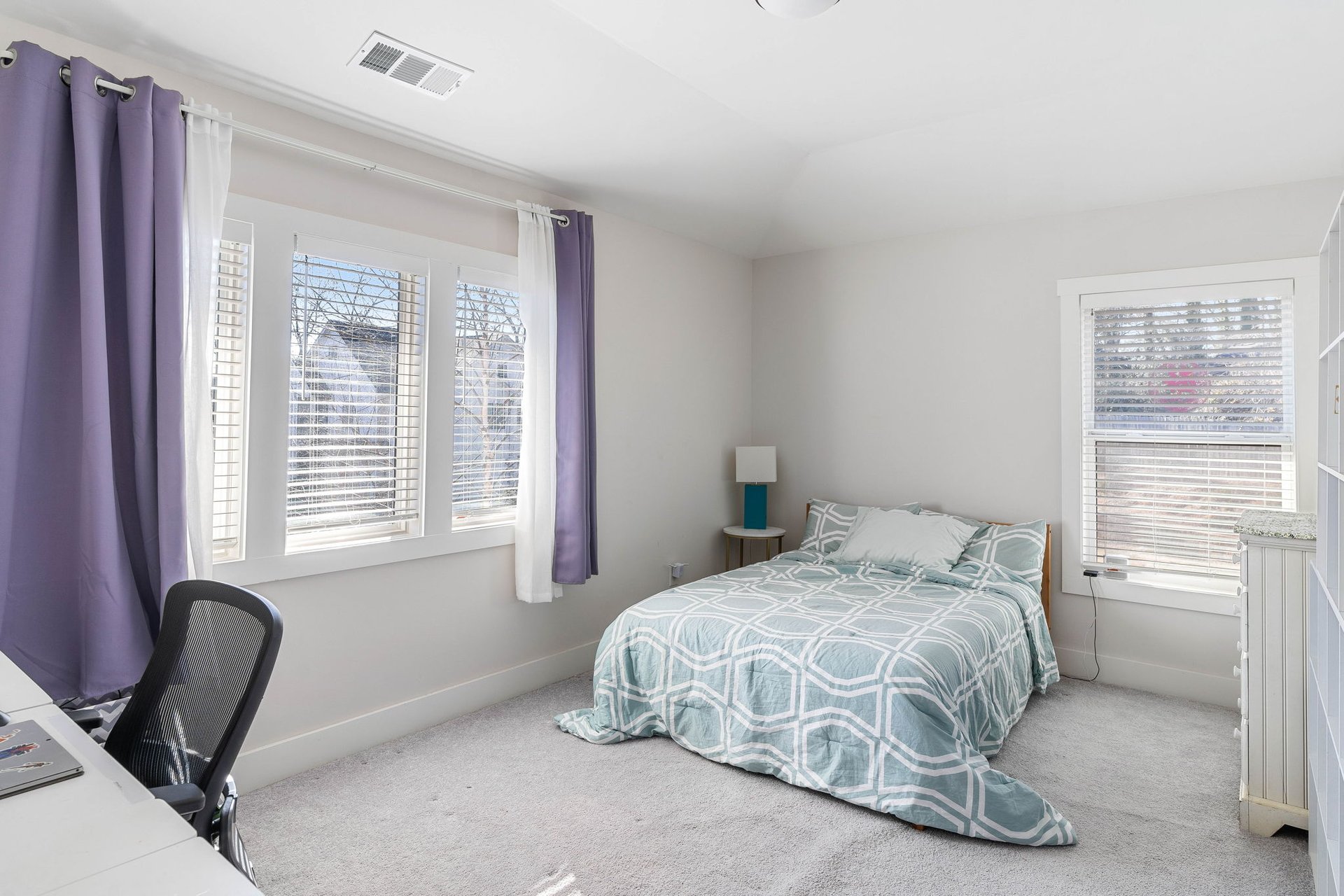 1736 Red Maple Ridge, Atlanta, GA 30316