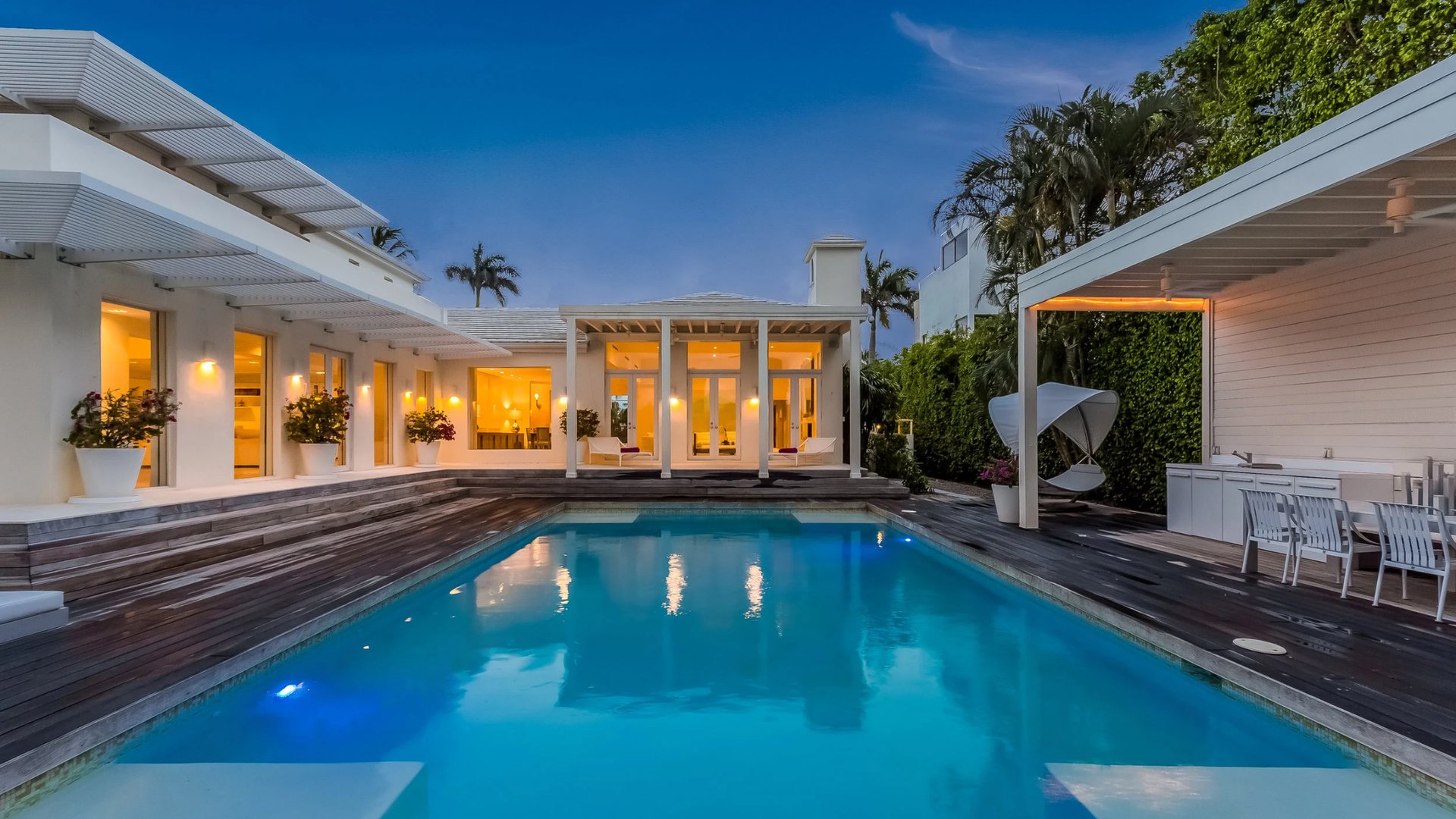 Shakira's luxury waterfront mansion on North Bay Road in Miami Beach