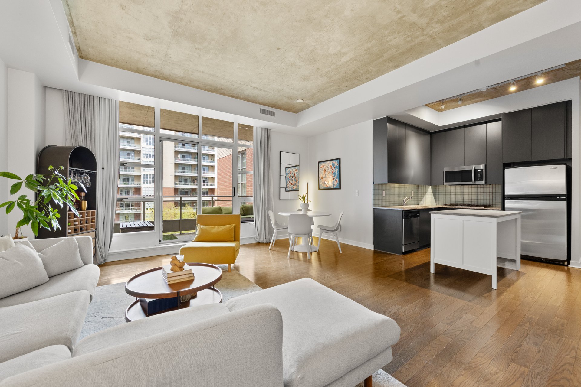 19 Brant Street Suite 508