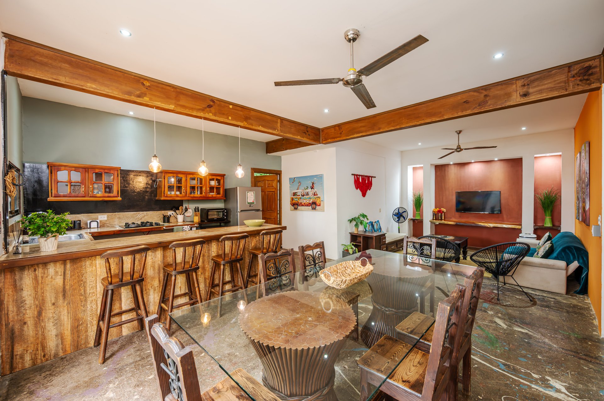 Cornett Retreat: High-Performing Multi-Unit Investment Near Playa Grande 