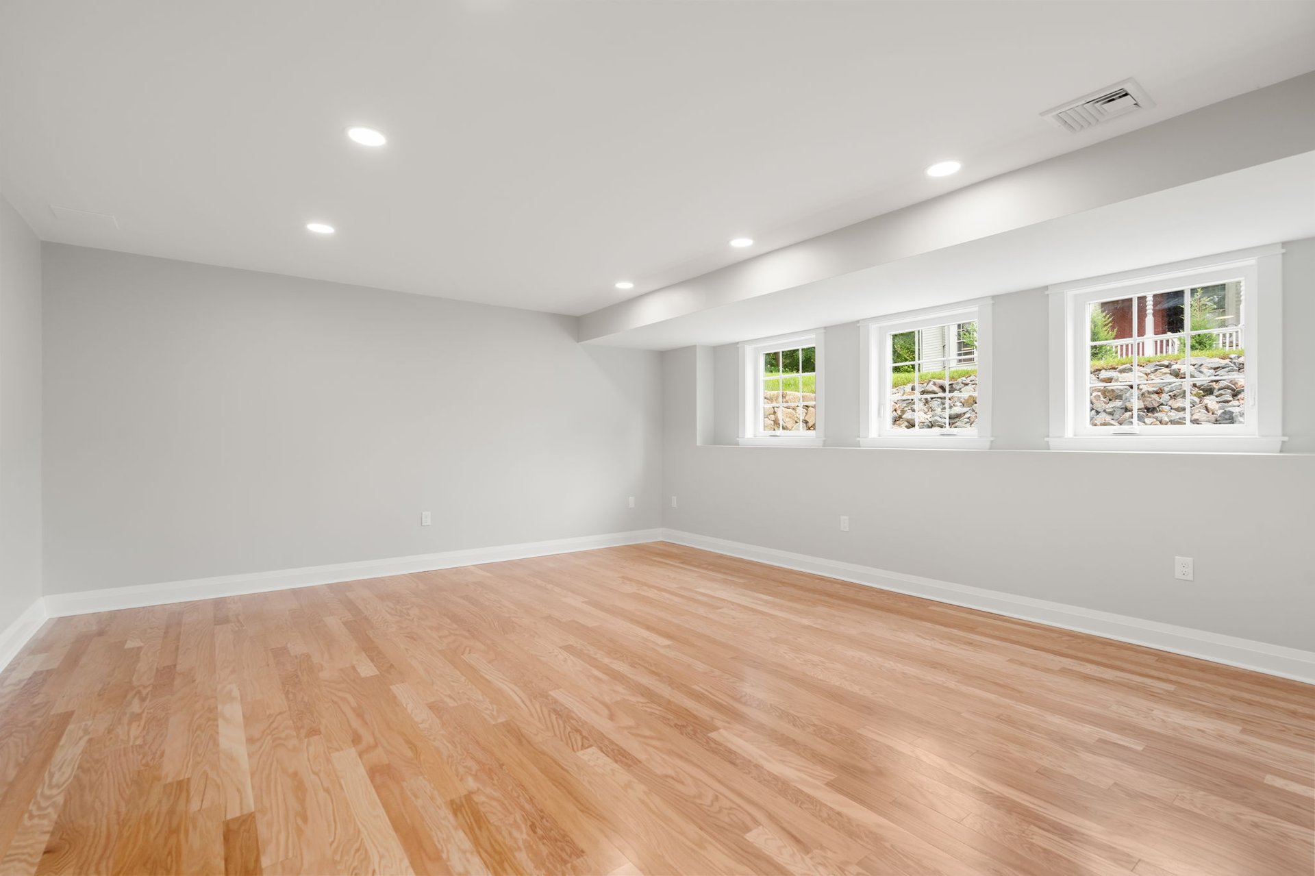 320 Lexington St