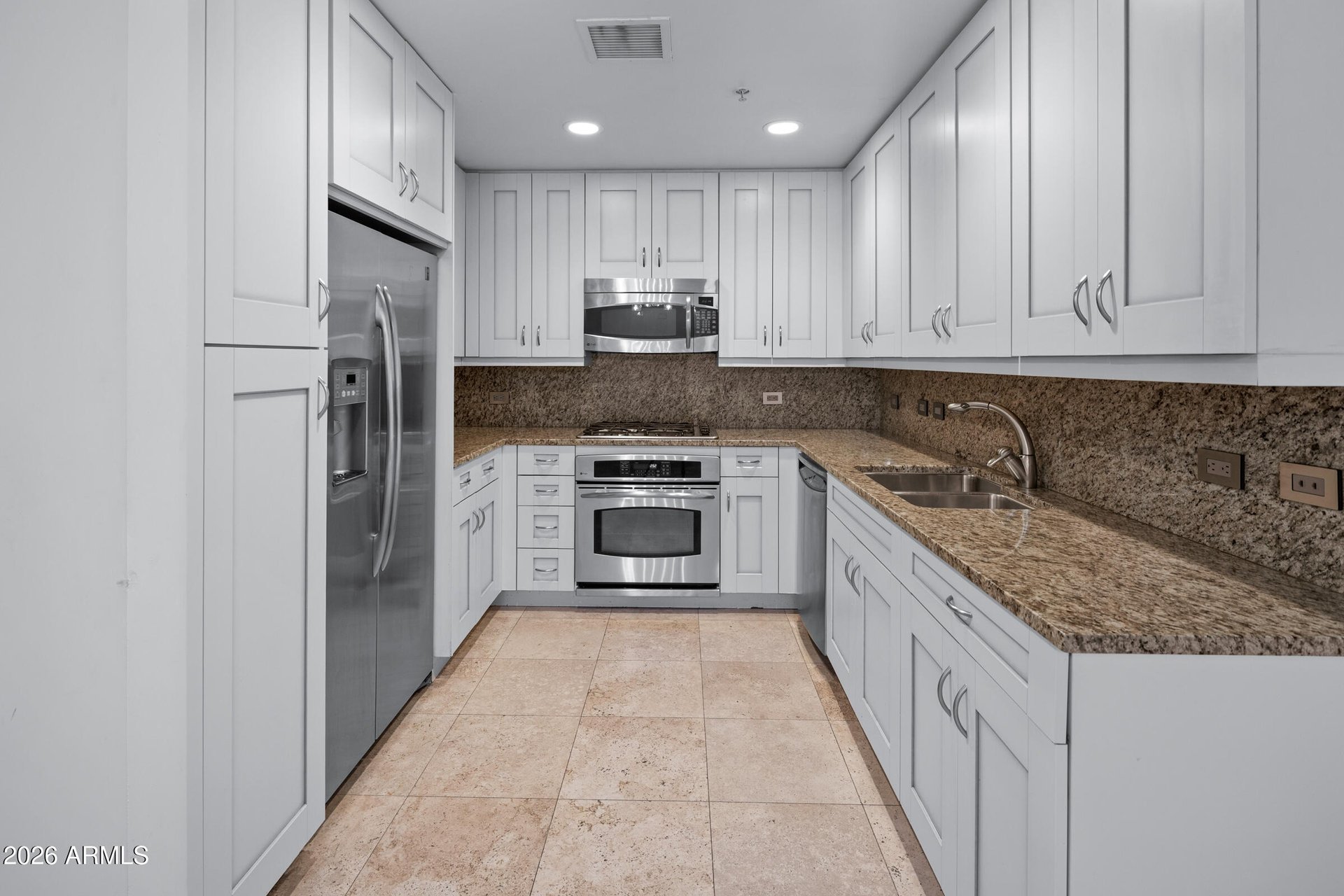 7161 E Rancho Vista Dr, #1004