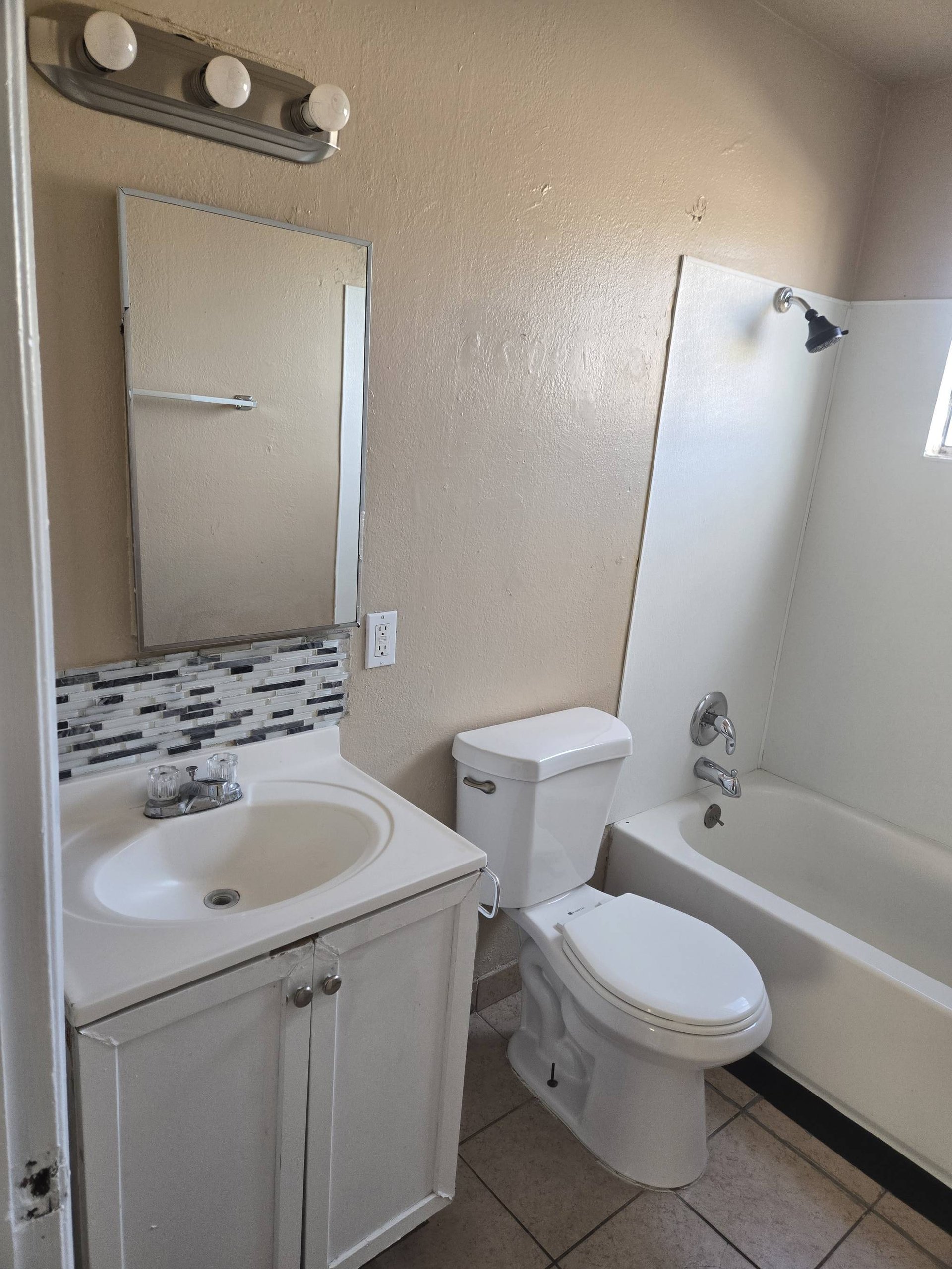 537 Calcaterra Circle