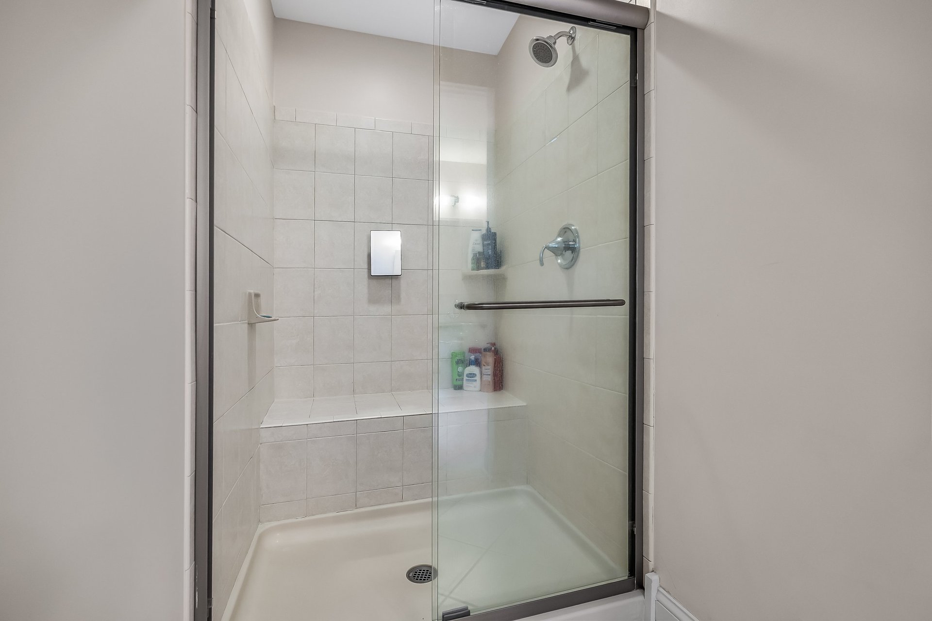 2A Laurel Dr