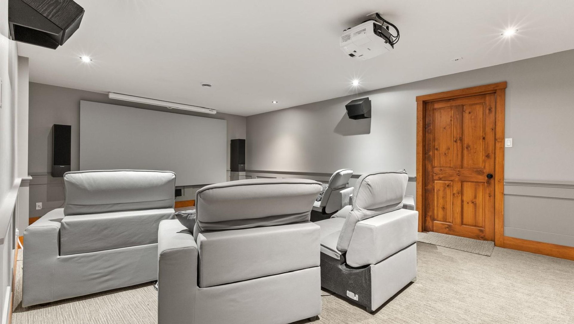 Mont-Saint-Sauveur | Panoramic ski-in/ski-out residence