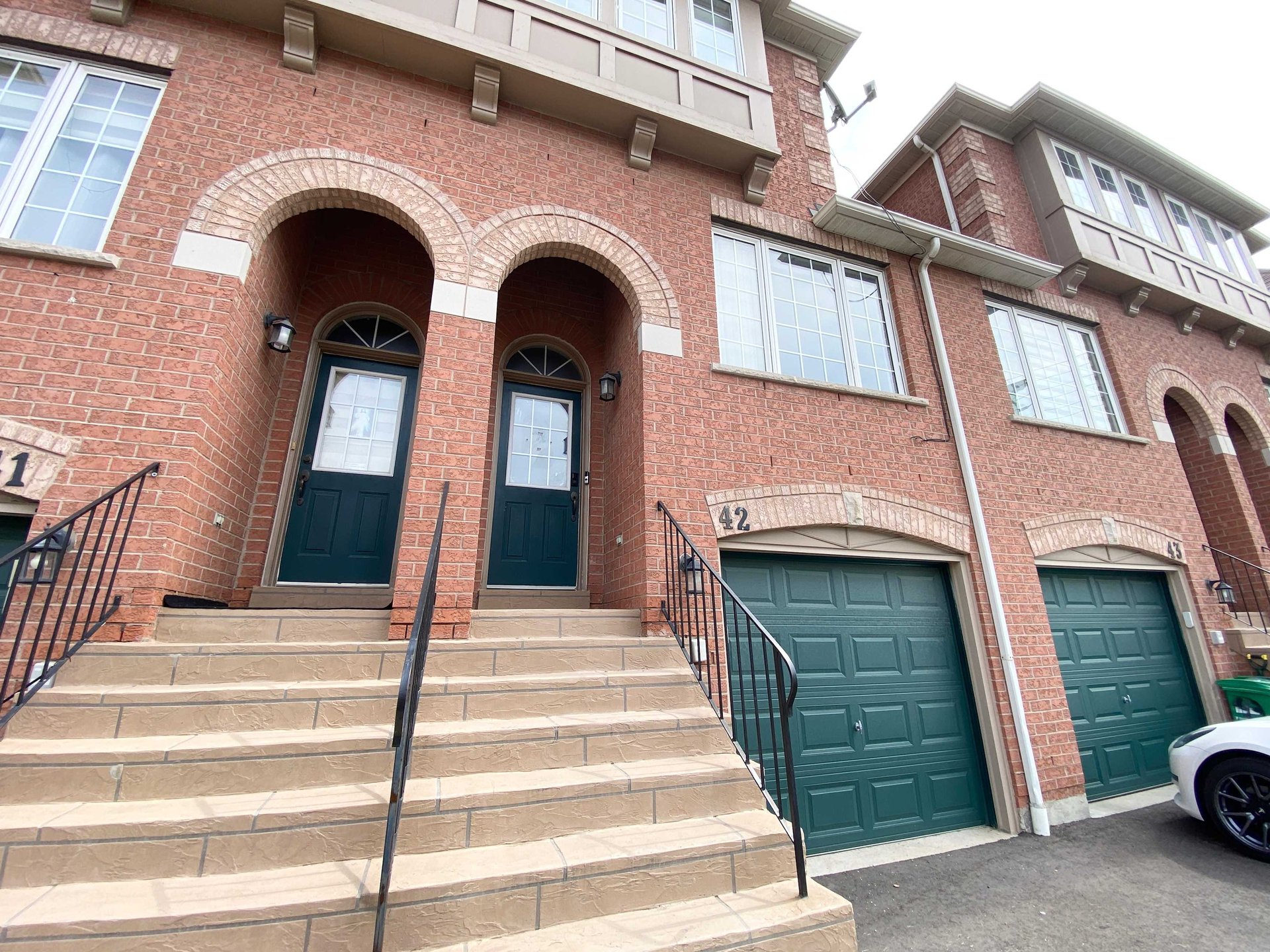 3020 Cedarglen Gate, Unit 42